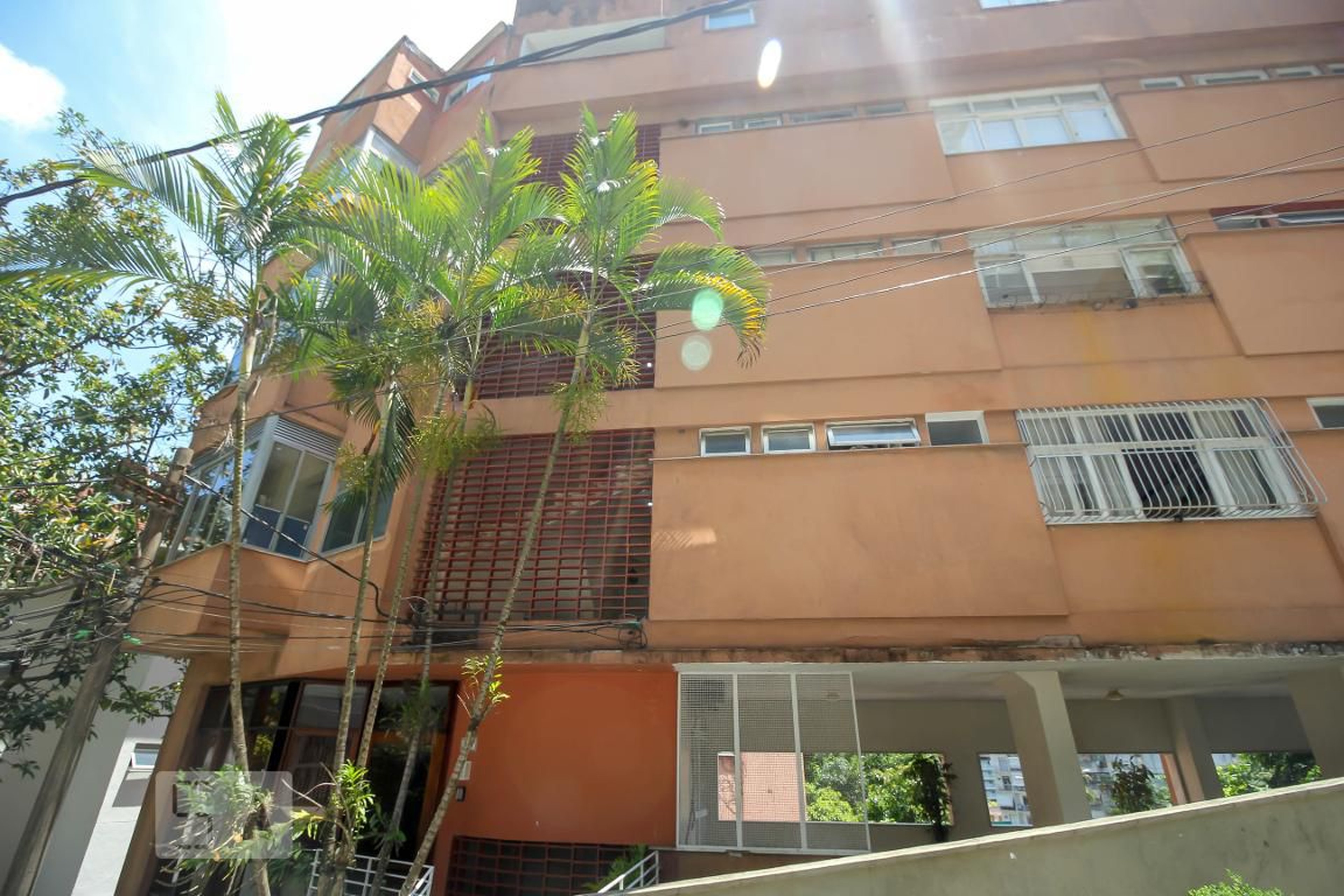 Fachada do Prédio Condomínio Belvedere