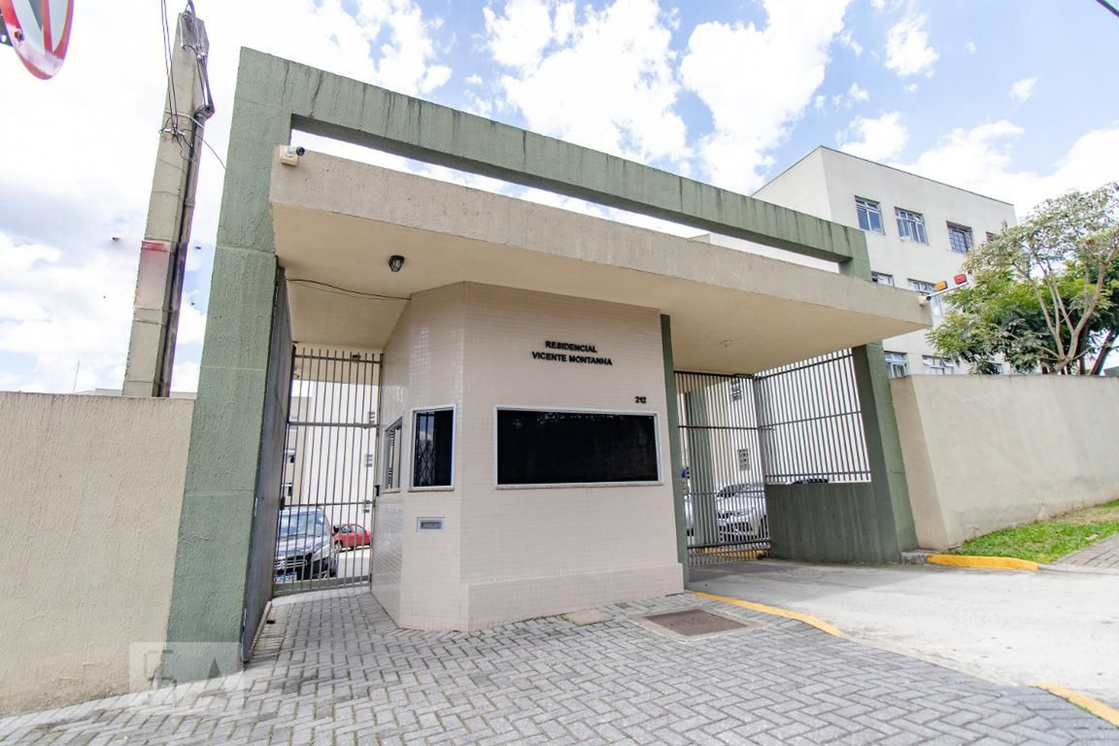 Fachada do Condomínio Residencial Vicente Montana