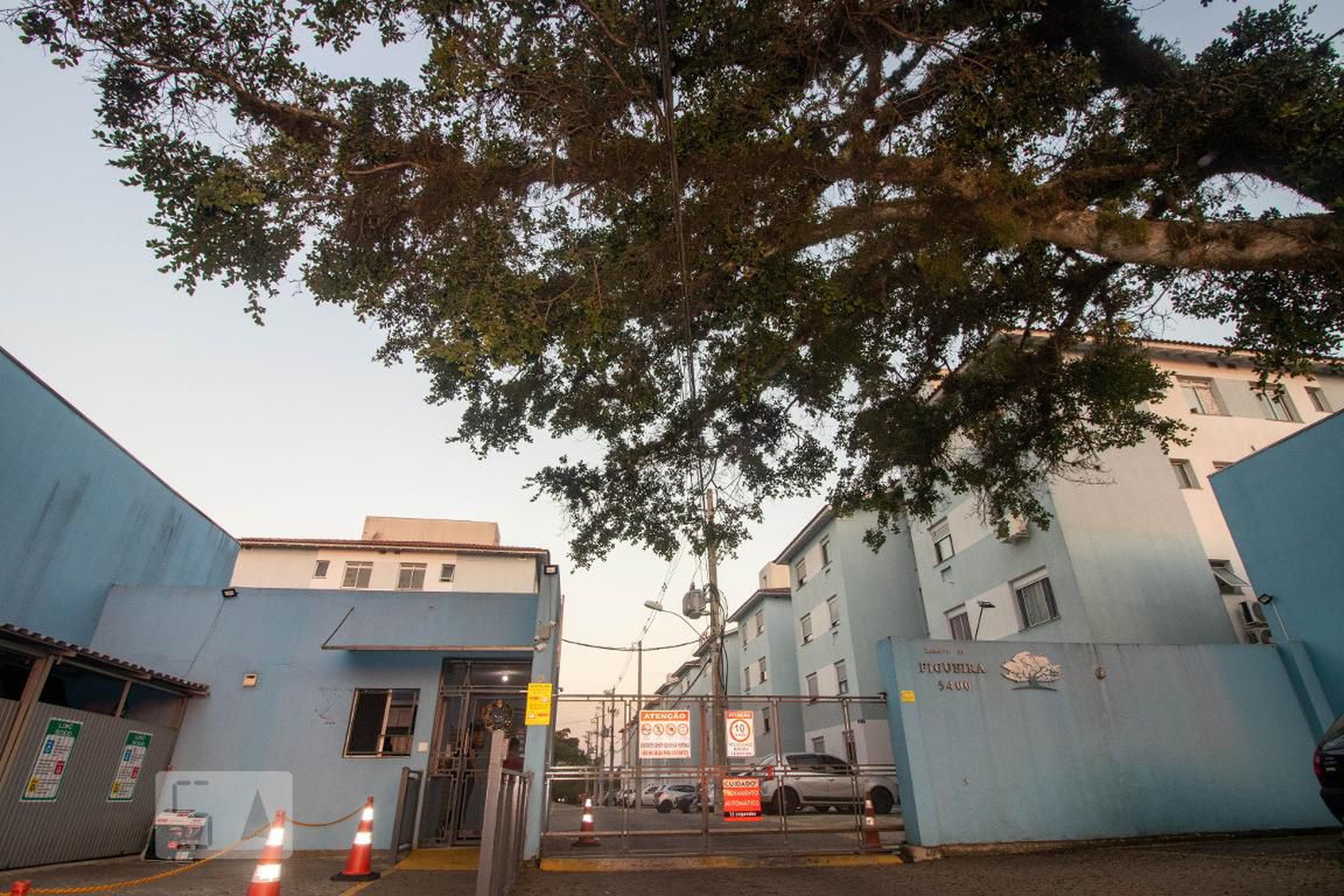 Fachada Condomínio Reserva da Figueira