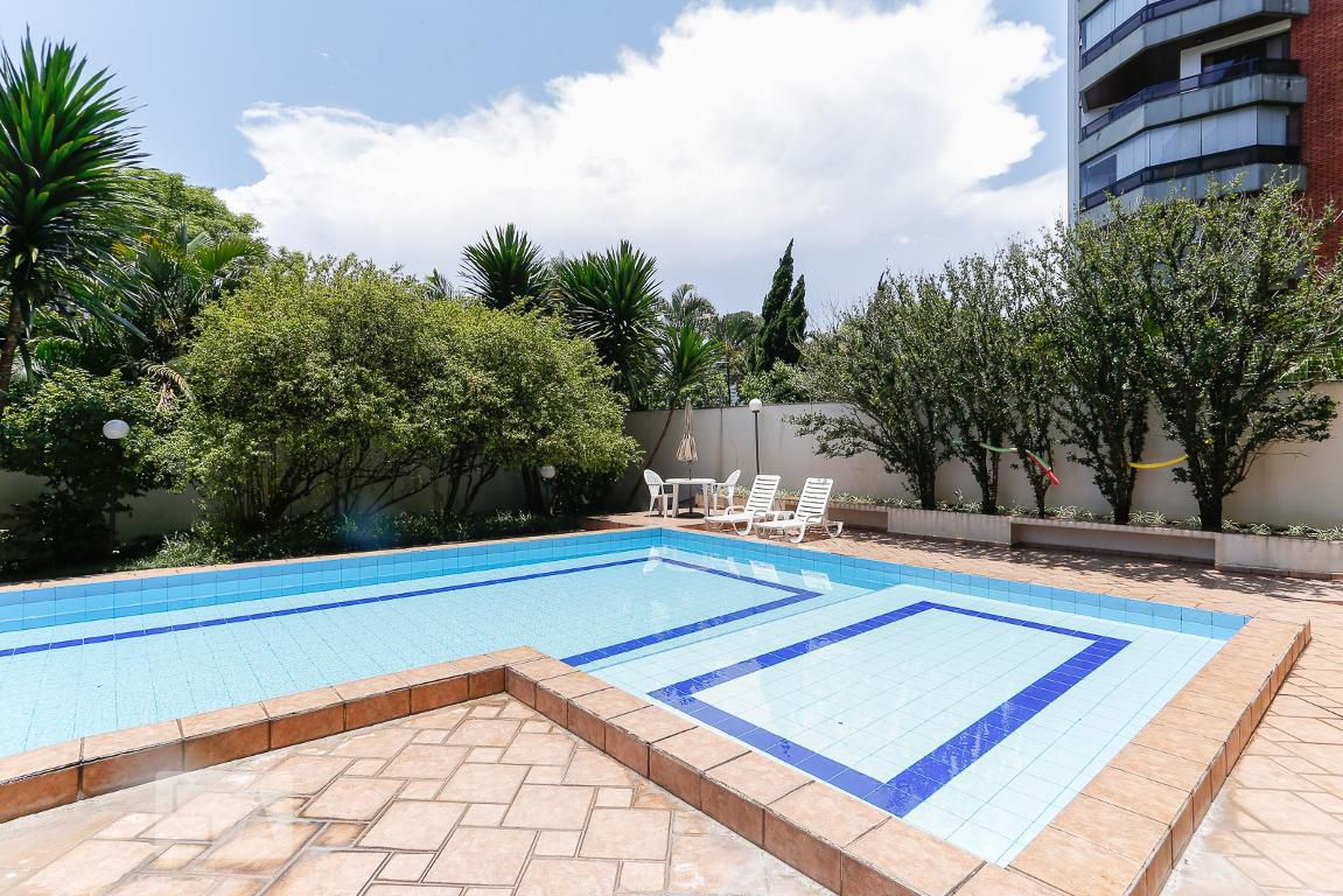 Piscina - Edifício Villa Marchetti