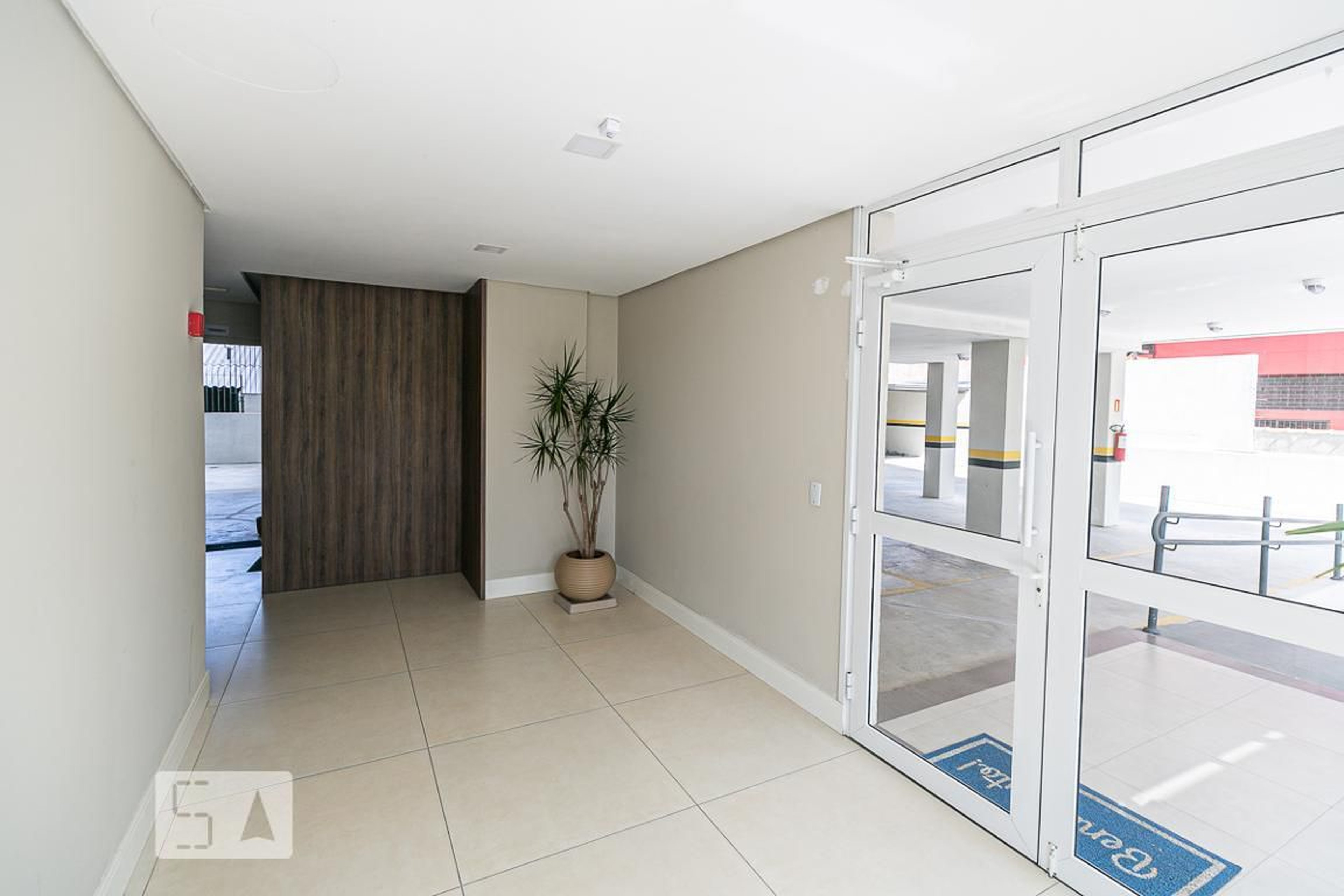 Hall de Entrada - Edifício César João