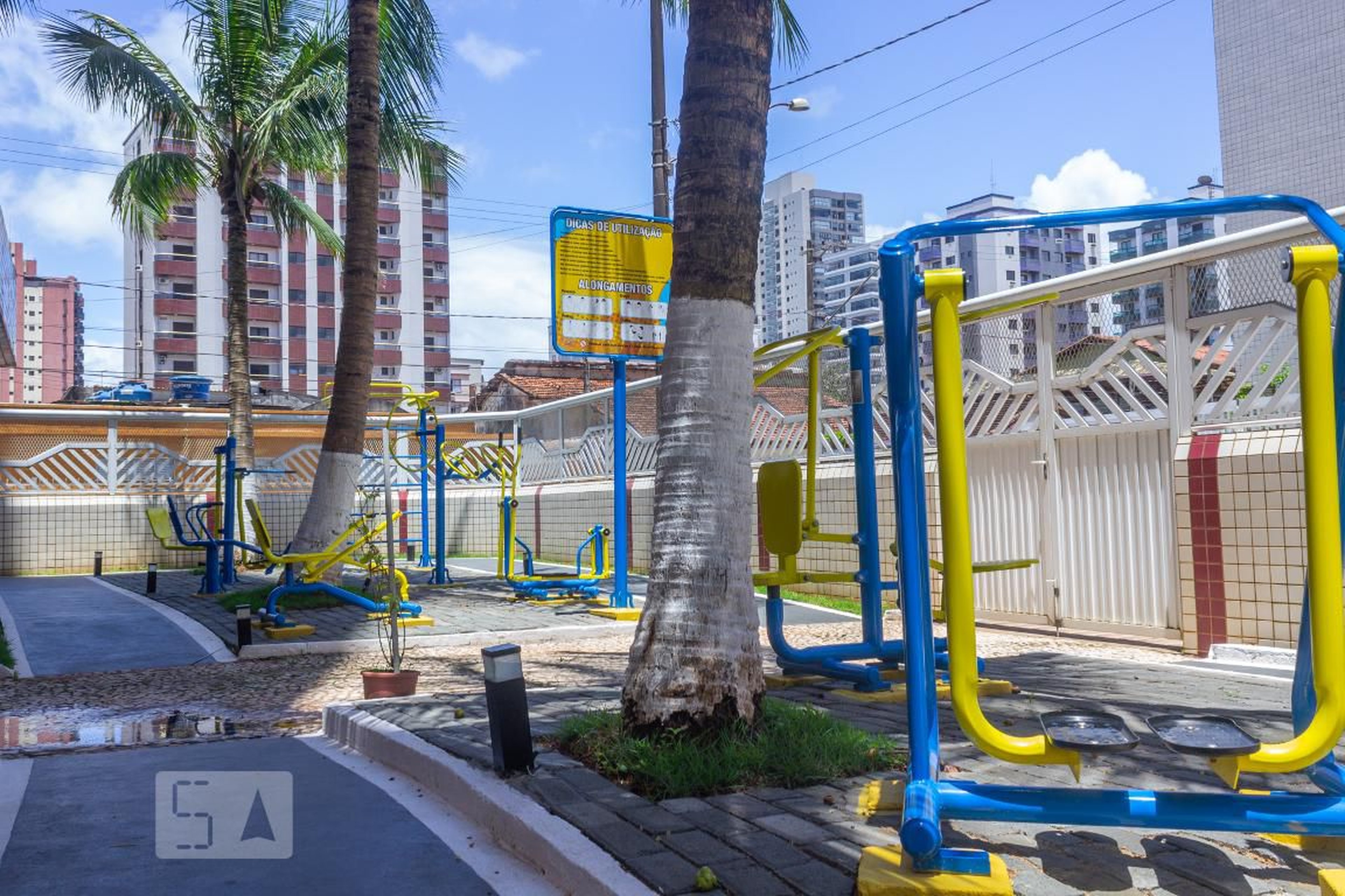 Academia Edifício Parati