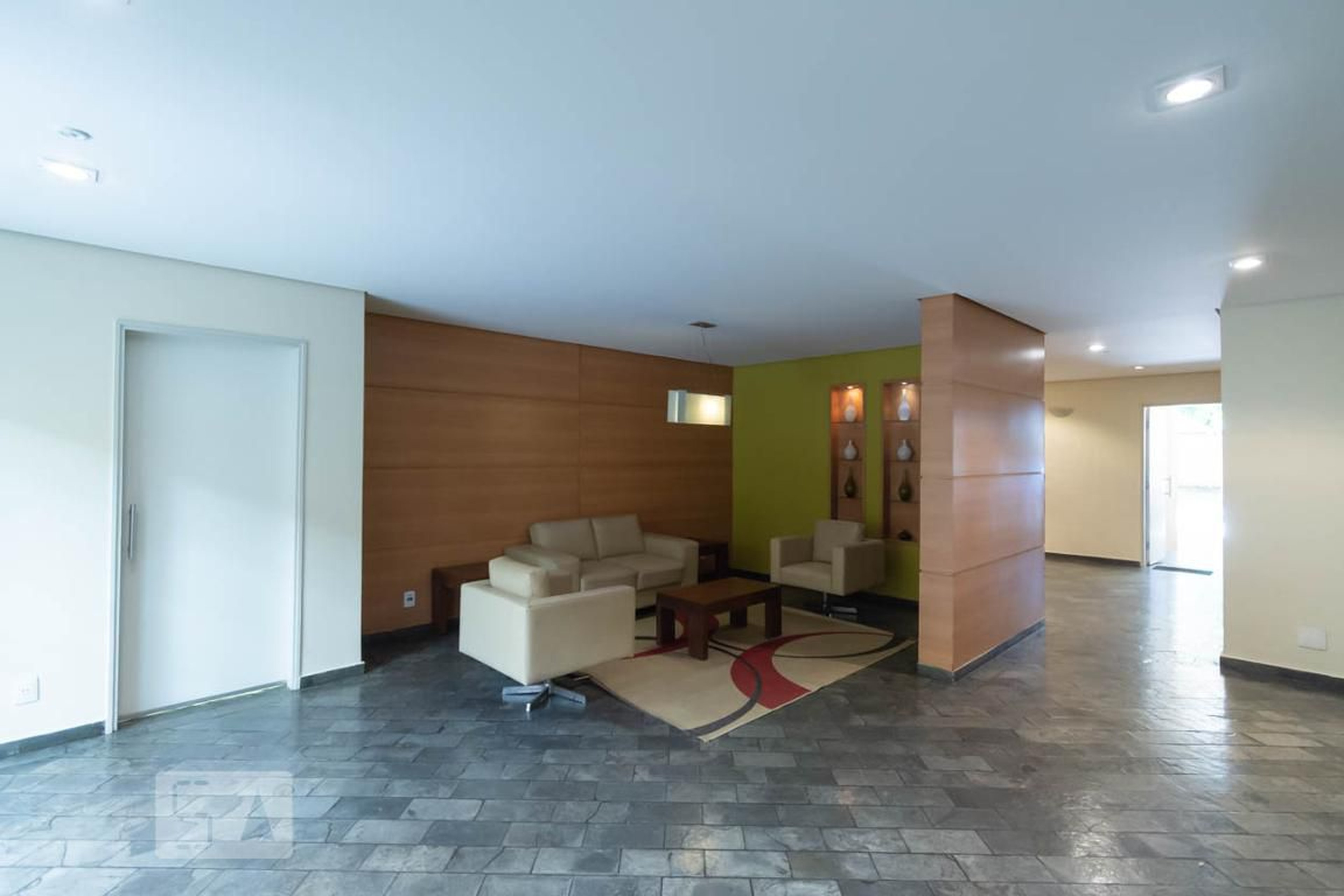 Hall Entrada - Santa Clara Gardens