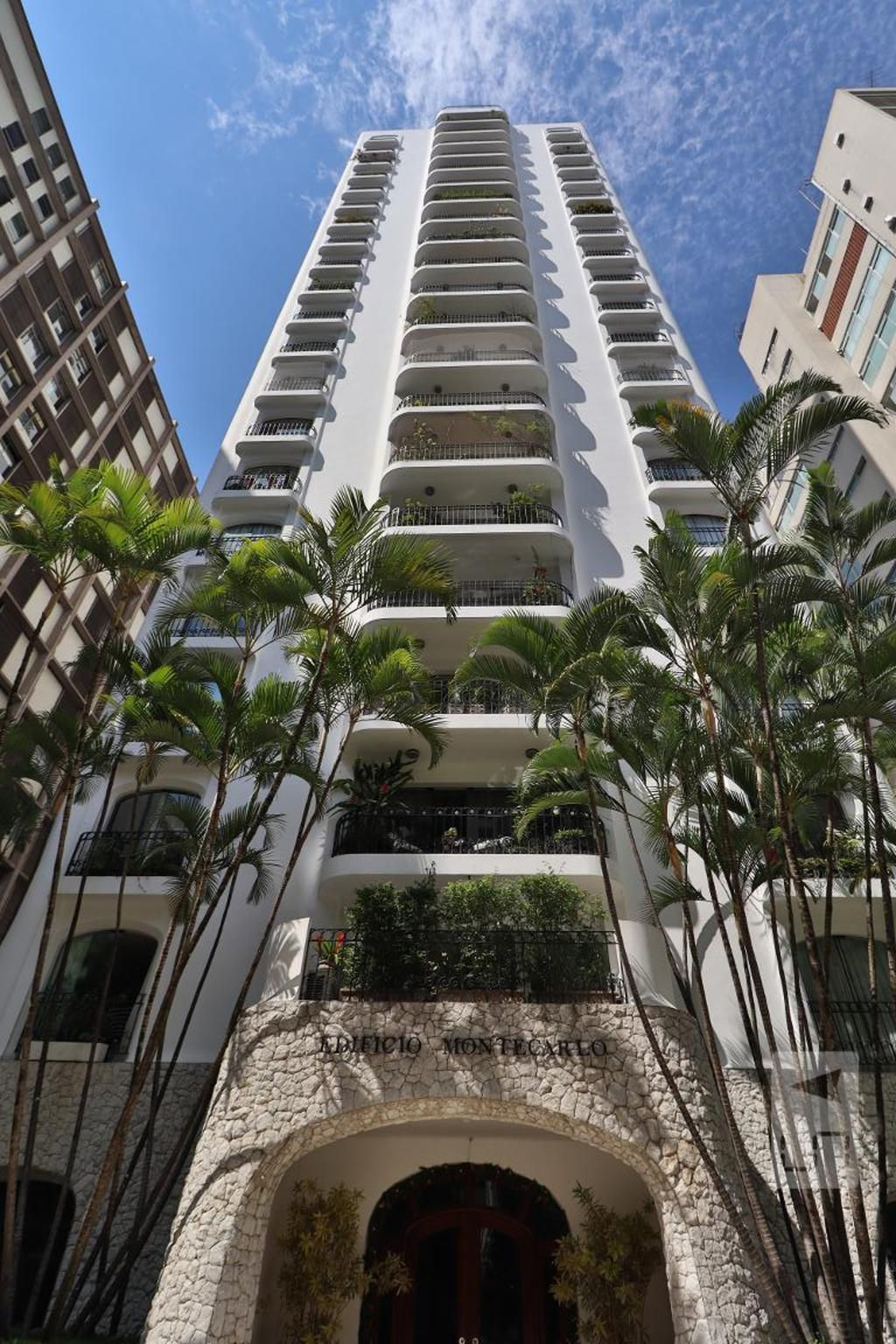 Fachada Edifício Montecarlo