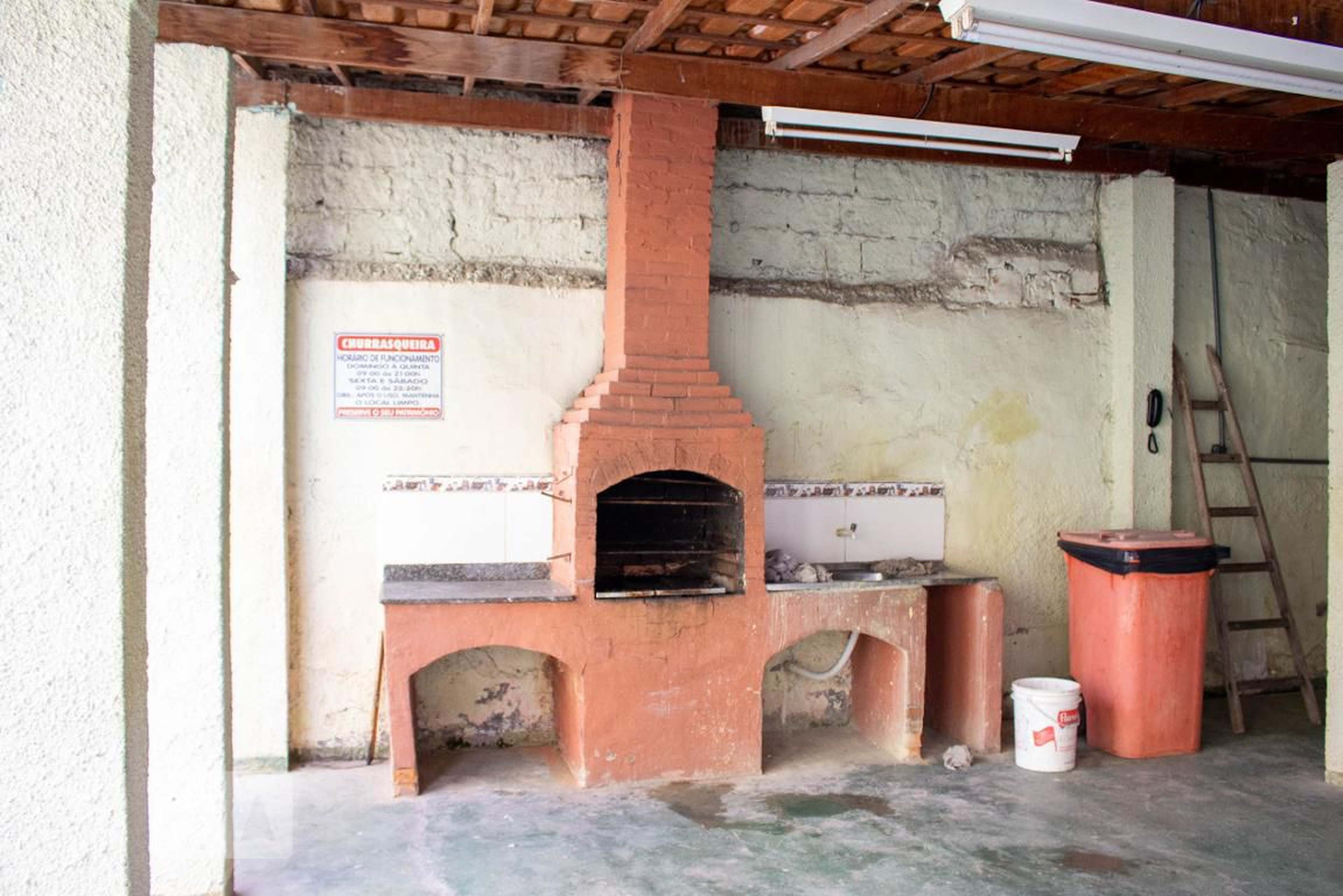 Churrasqueira - Conjunto Residencial Dom Pedro Leitão