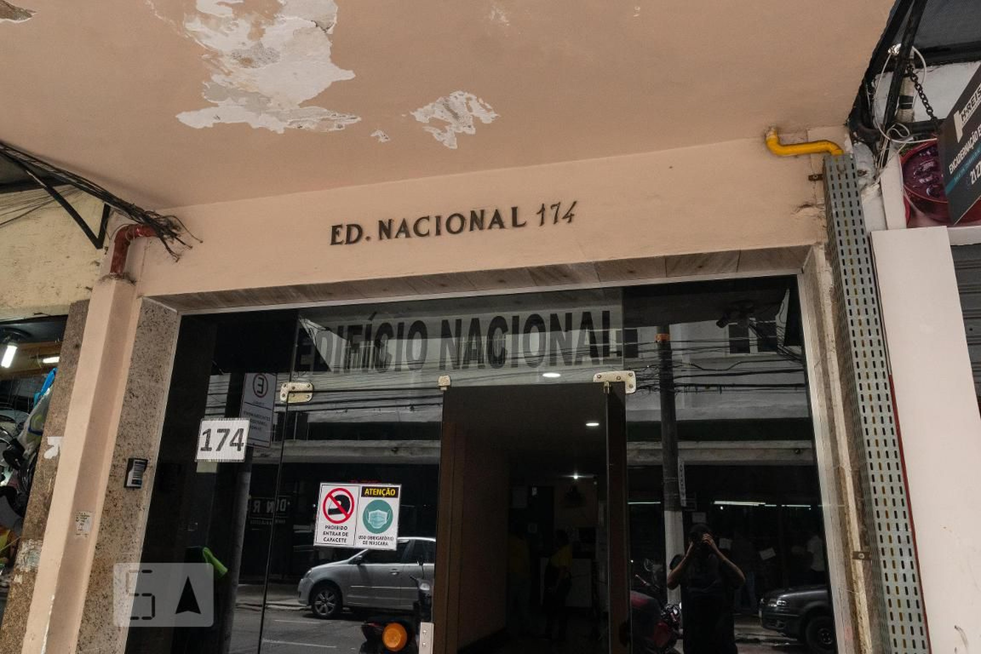 Fachada Condomínio em Rua Coronel Gomes Machado, 167