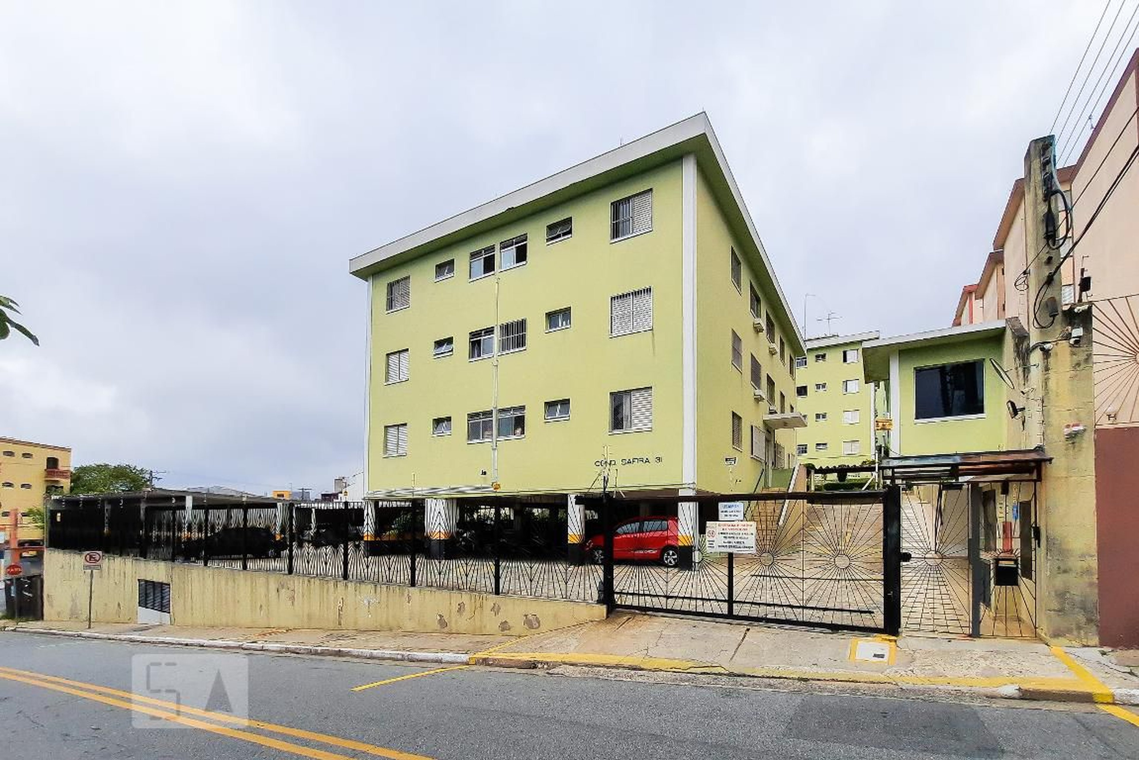 Fachada do Condomínio Condomínio em Rua Venezuela, 37