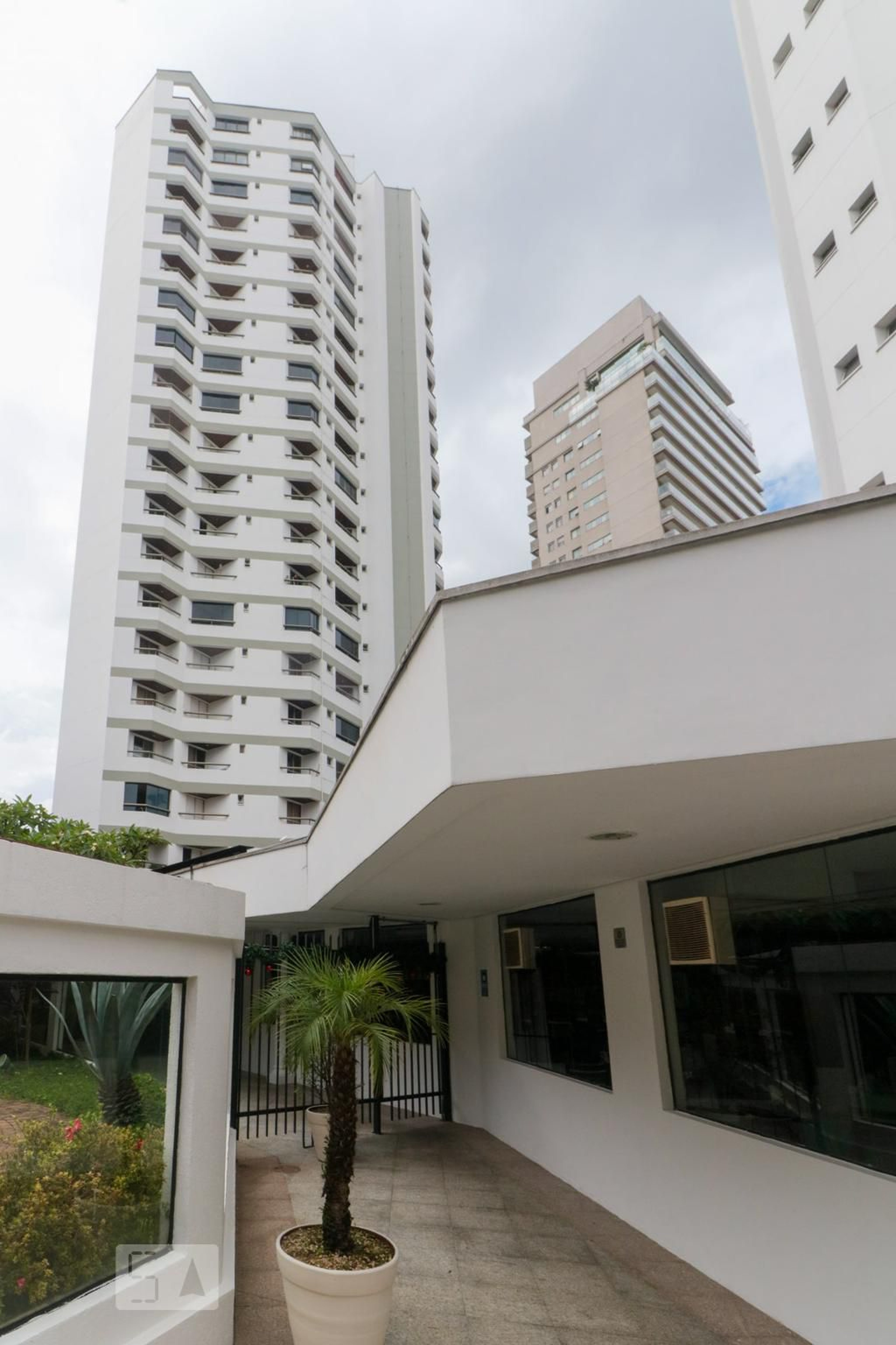 Fachada Condomínio Vila Fiore