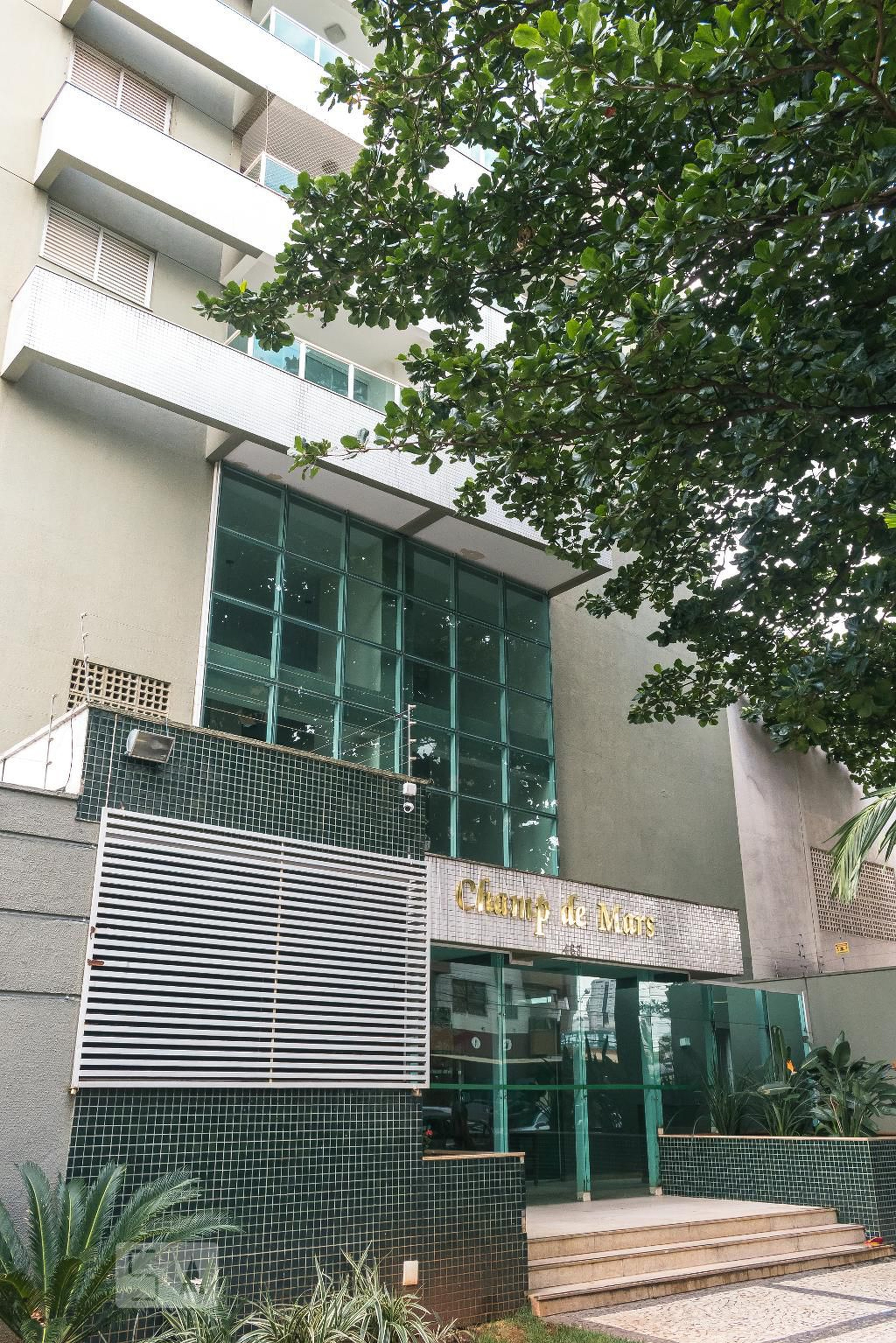 Fachada do Condomínio Edifício Champ de Mars