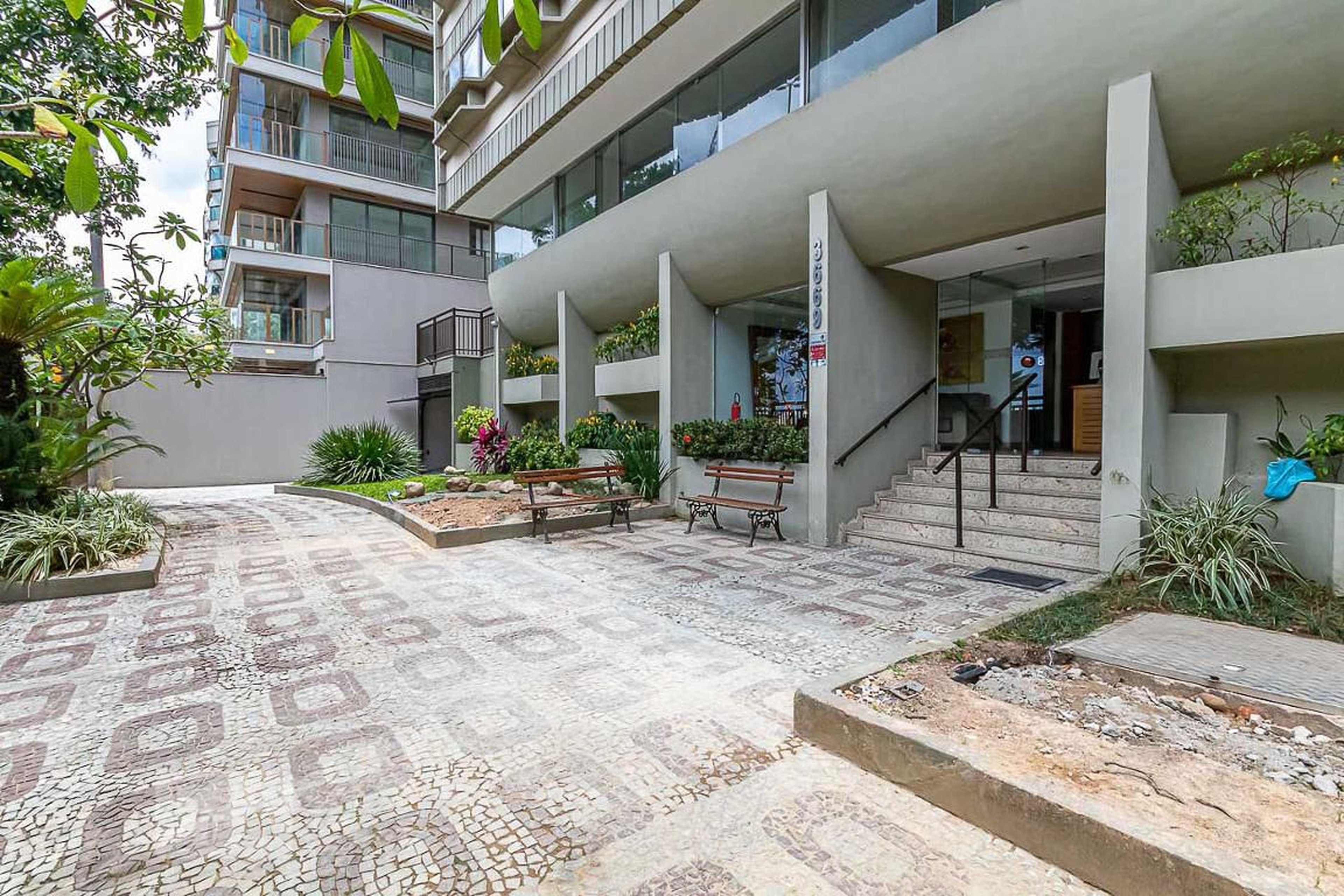 Hall de Entrada - Henrique Mecking