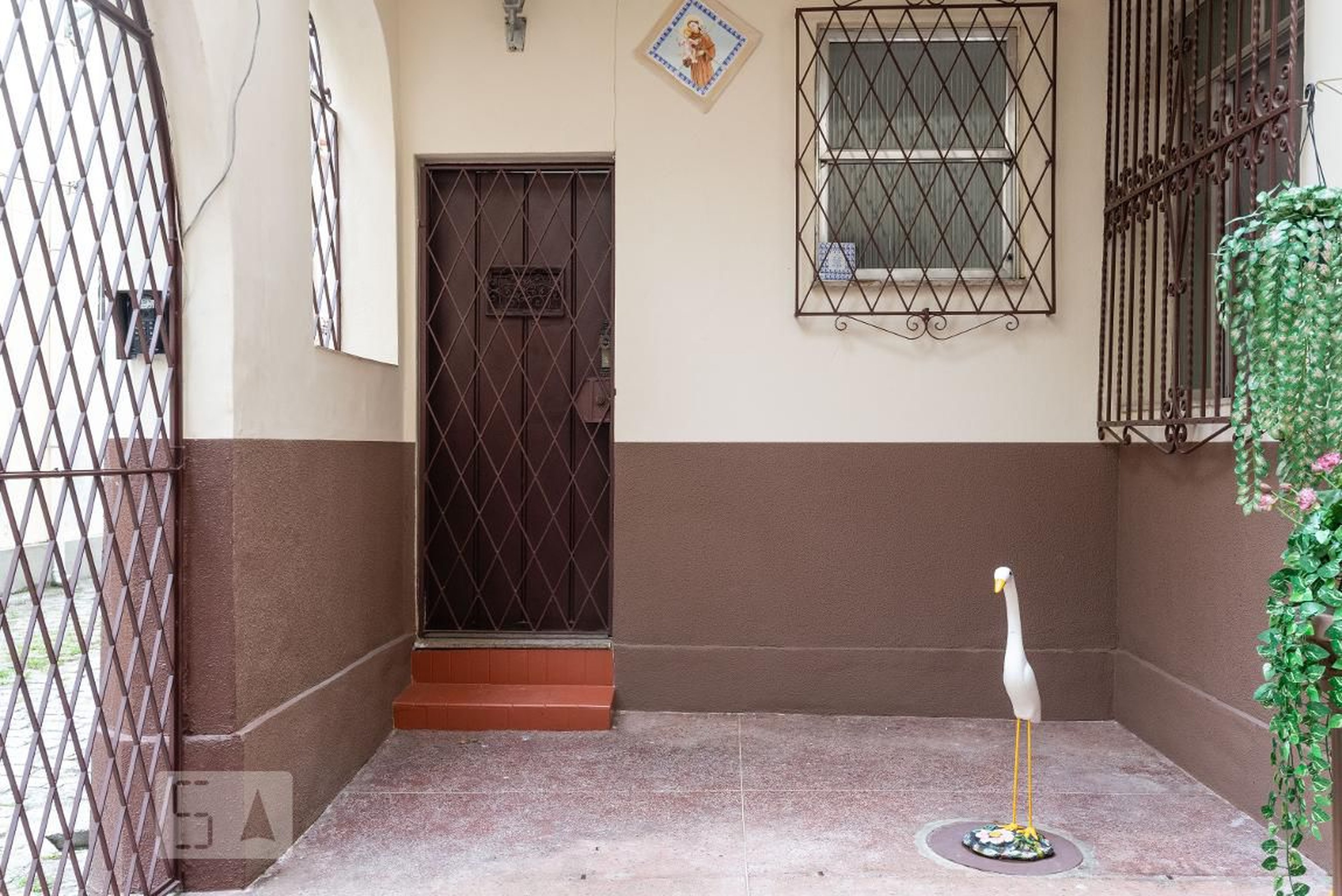 Hall Condomínio em Rua Aristides Caire, 270