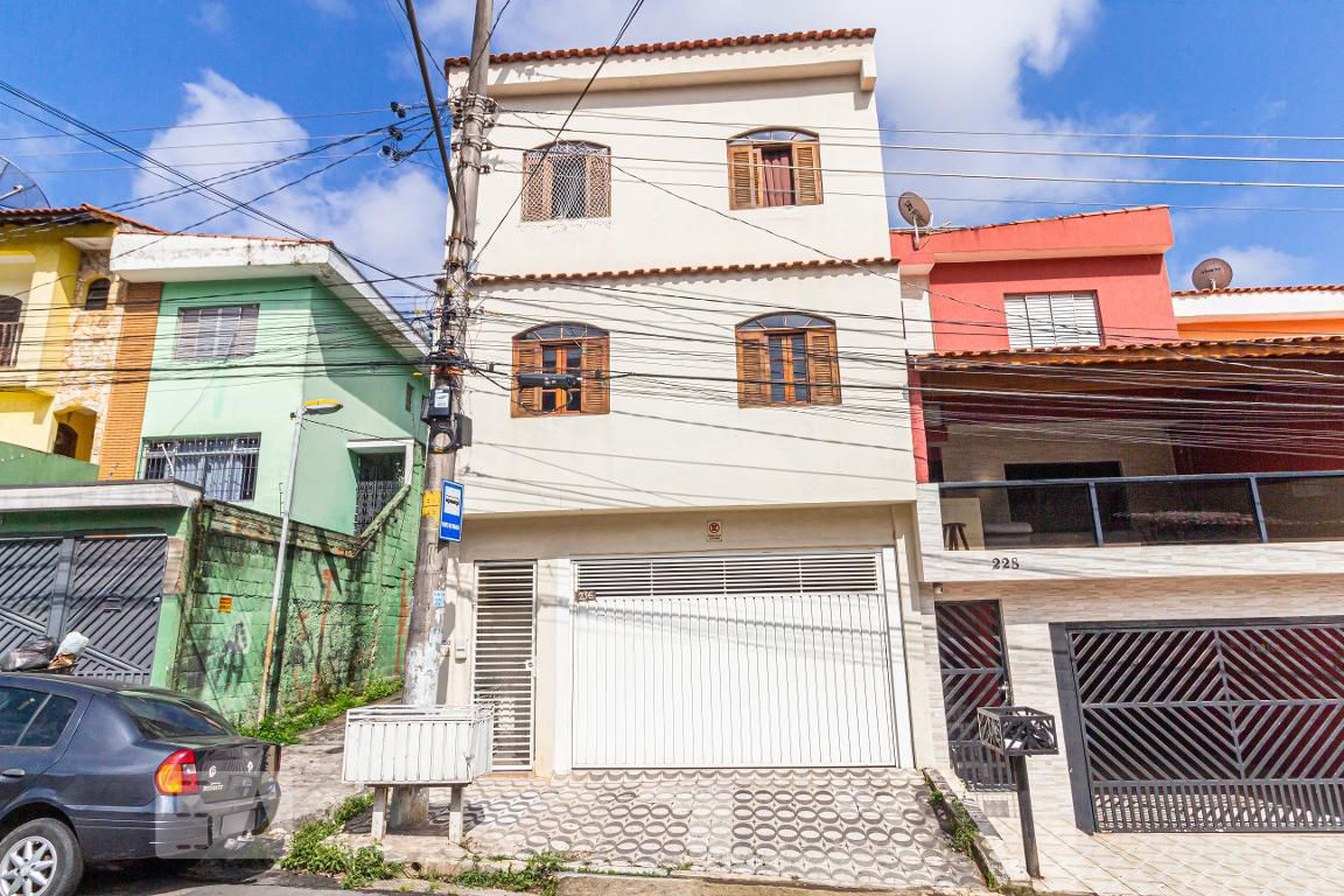 Fachada Condomínio em Avenida Mario de Andrade, 236