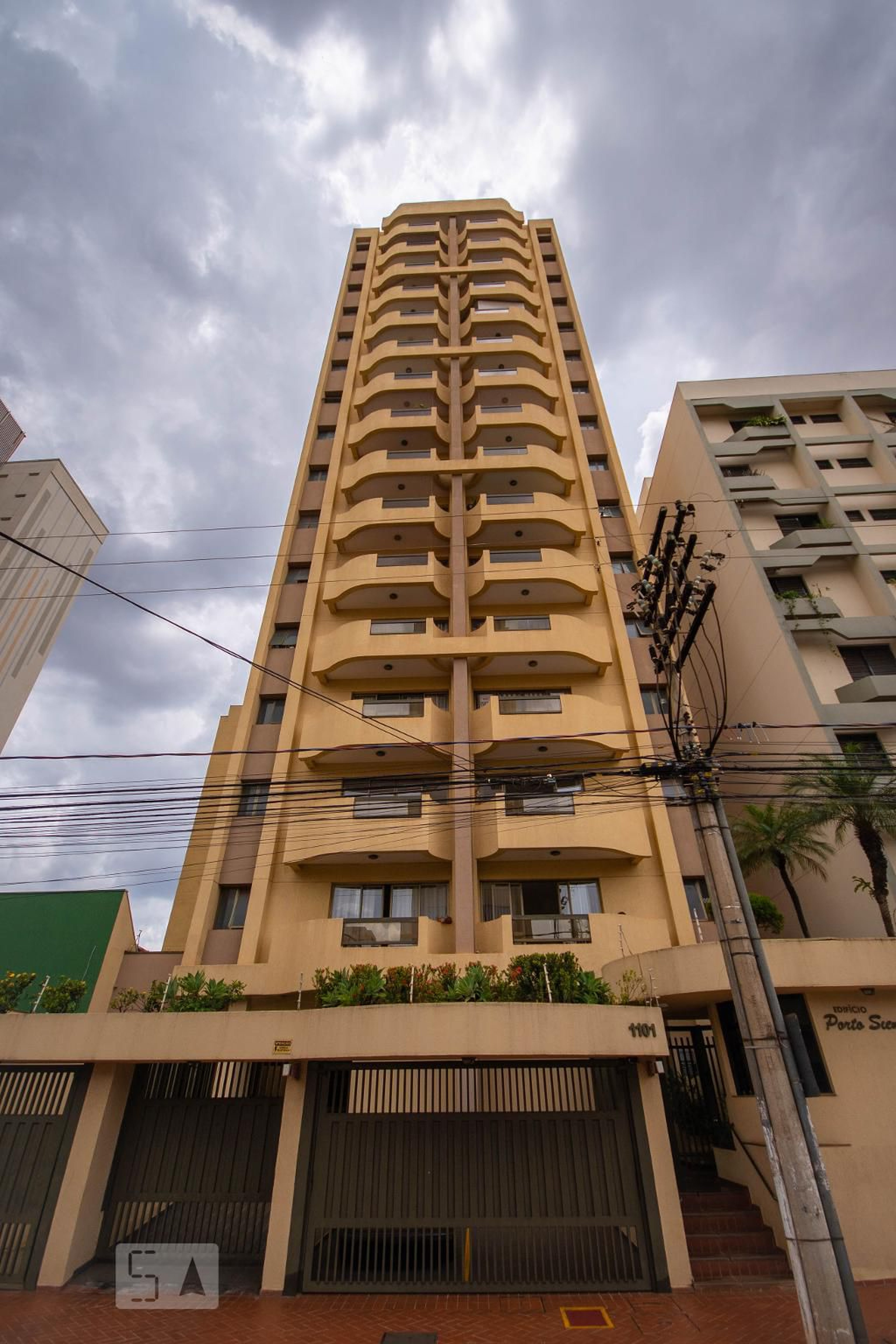 Fachada Condomínio em Rua São Sebastião, 1101