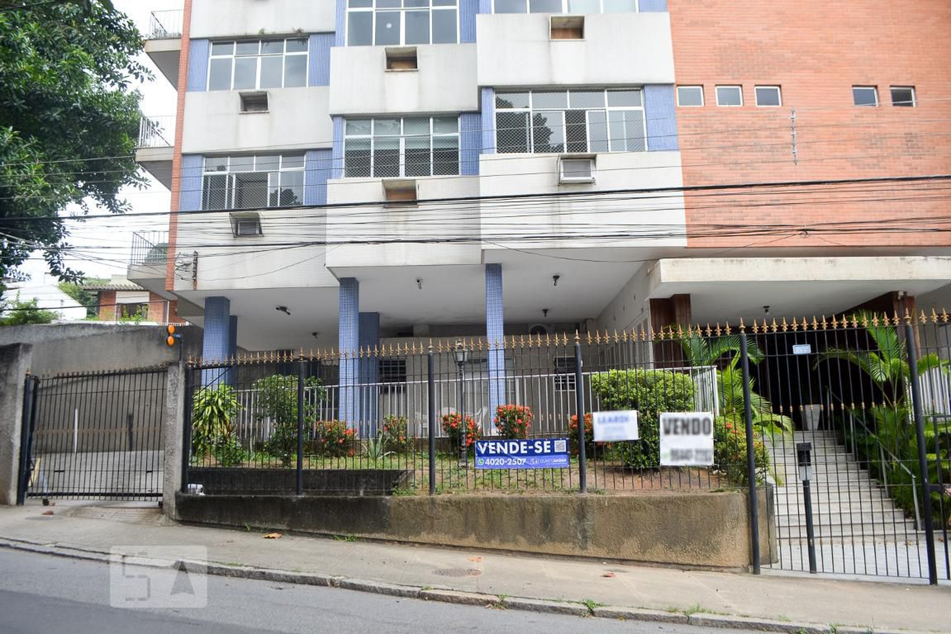 Fachada do Prédio Condomínio em Rua Ituá, 222