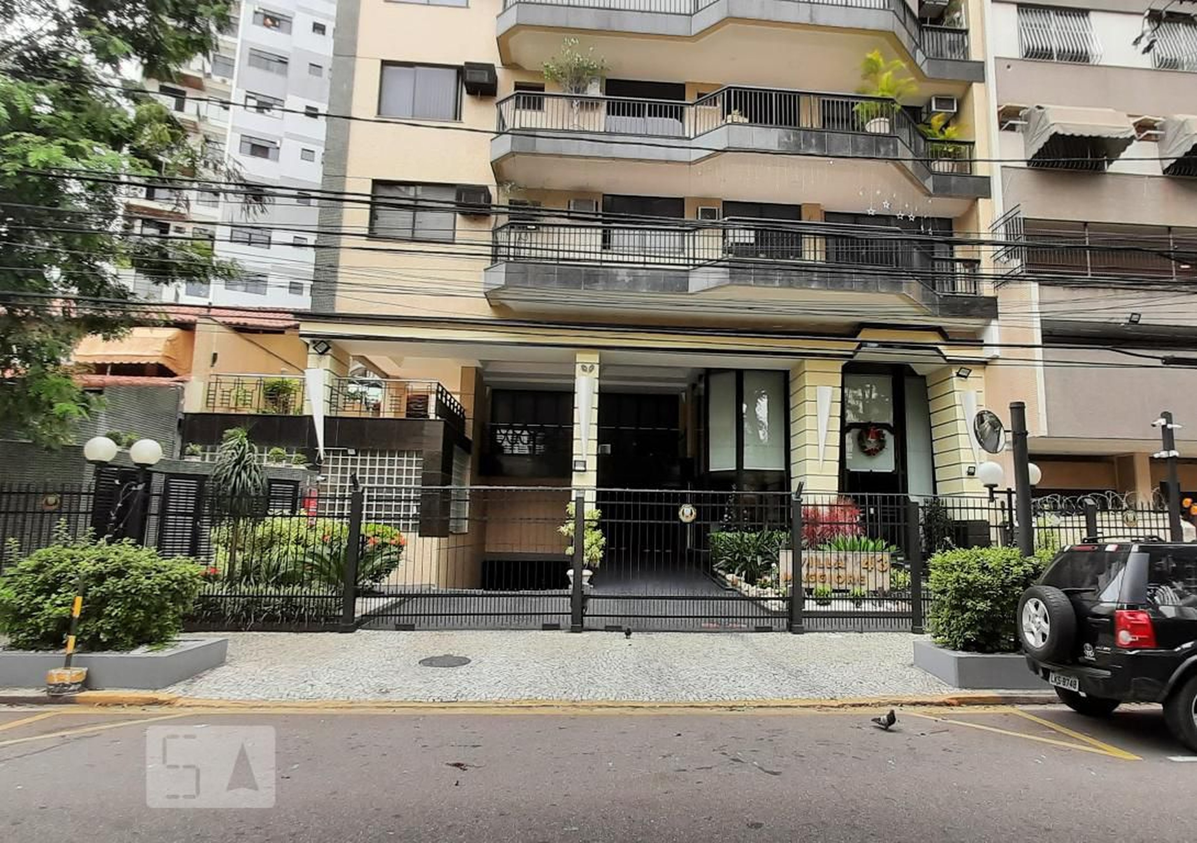 Fachada Condomínio Villa Maggiore