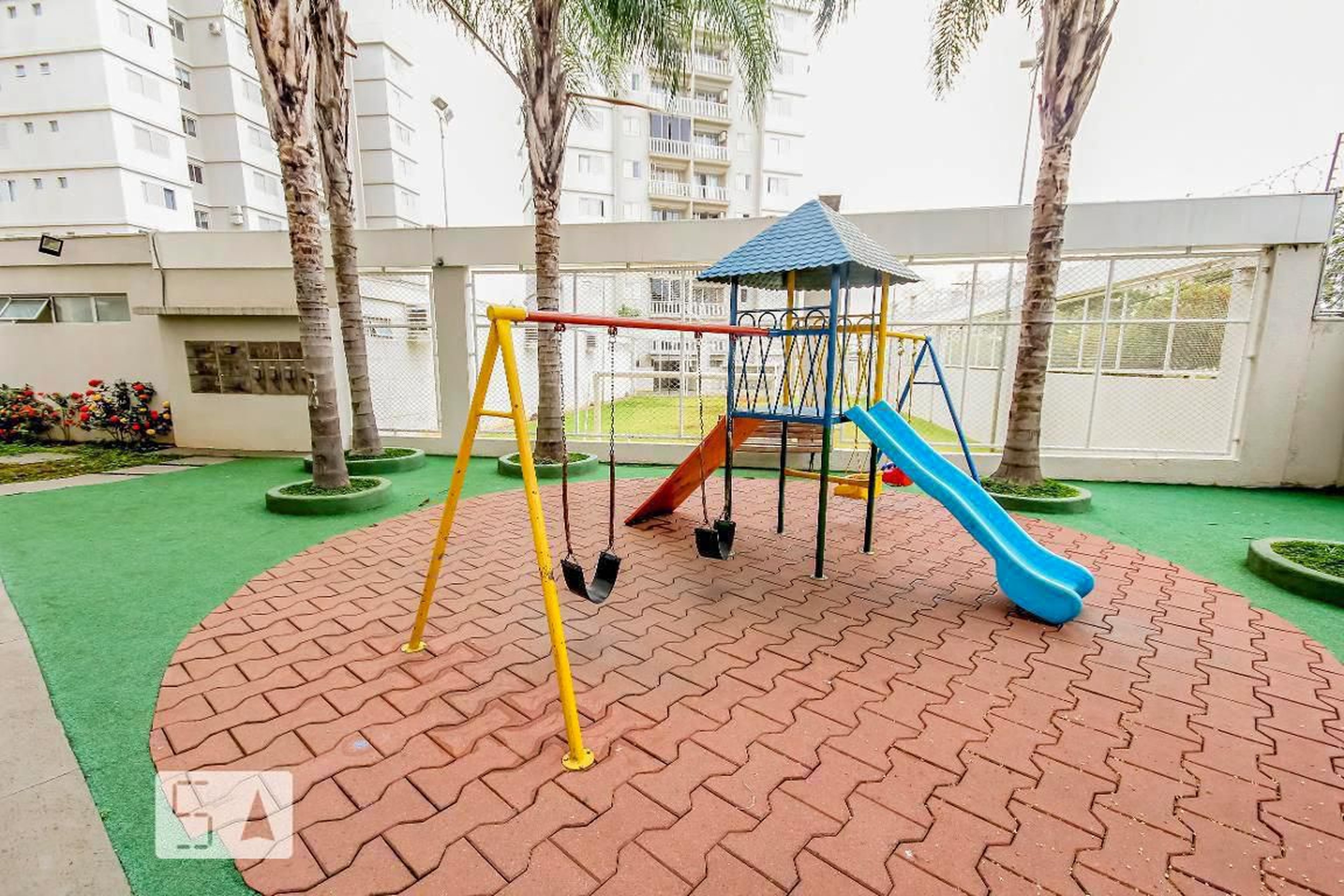 Playground - Happy Days