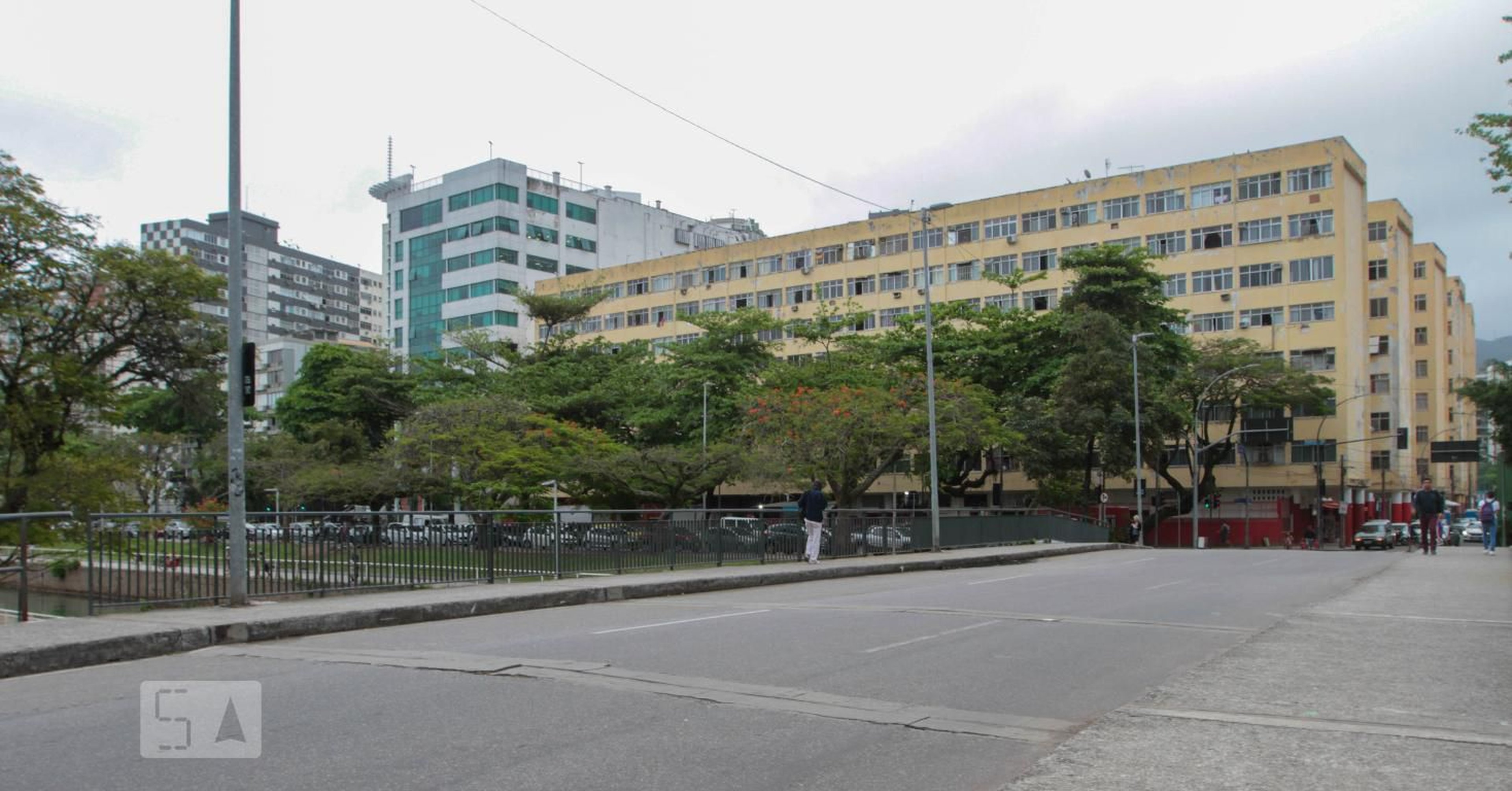 Fachada do Prédio Condomínio Borges de Medeiros 699
