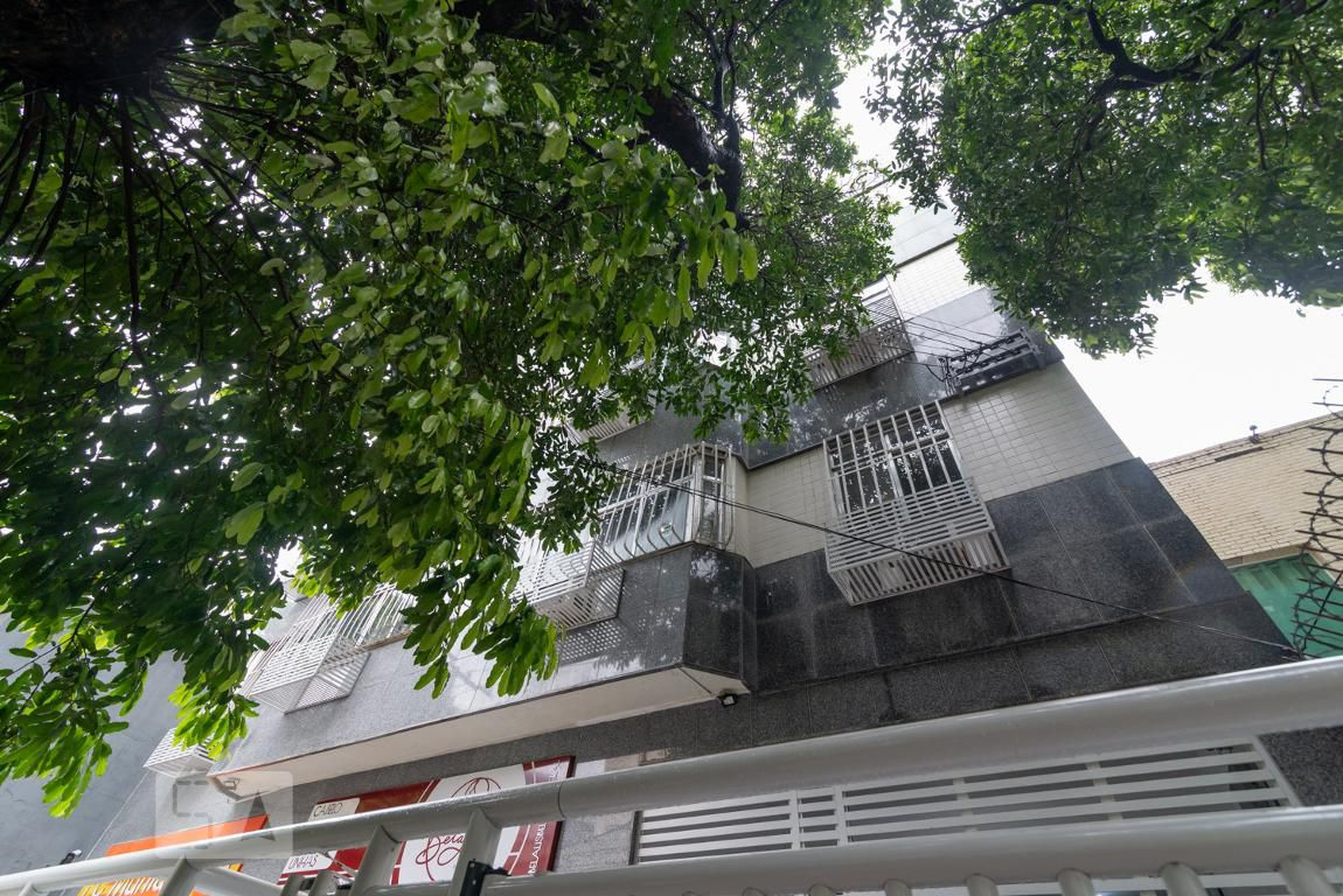 Fachada Condomínio Regina