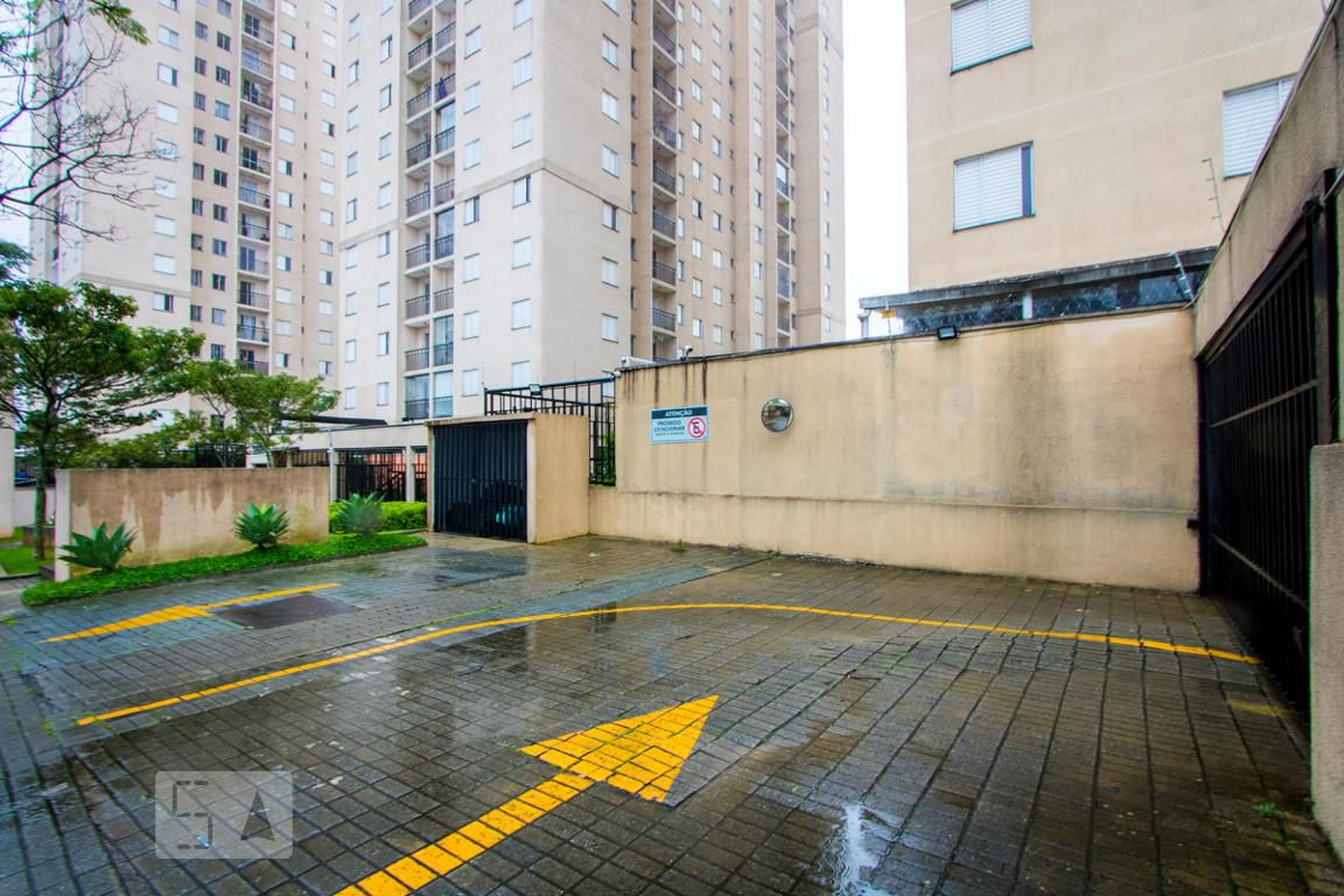 Fachada do Condomínio Condomínio San Francisco