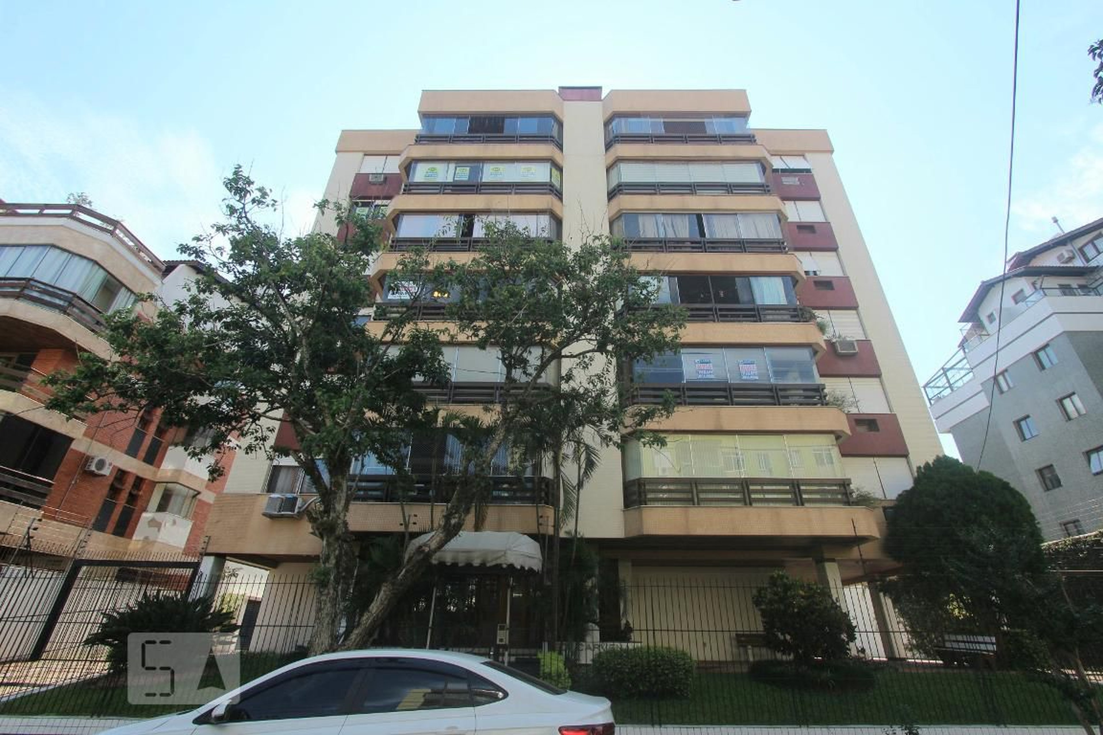 FACHADA Edifício Carvena