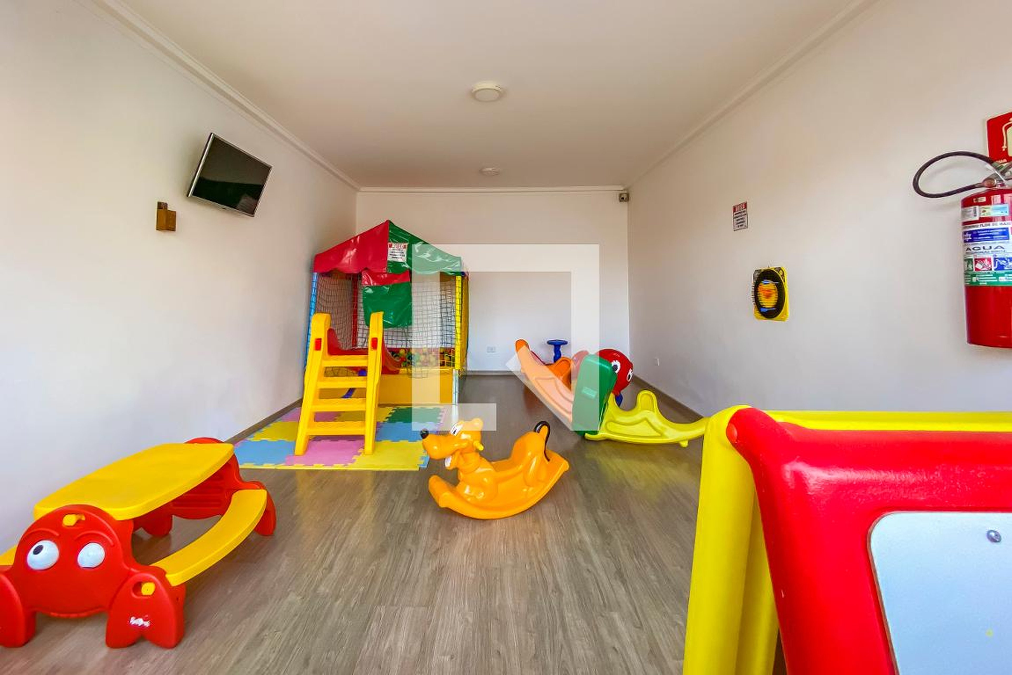 Brinquedoteca - Flor de Maio