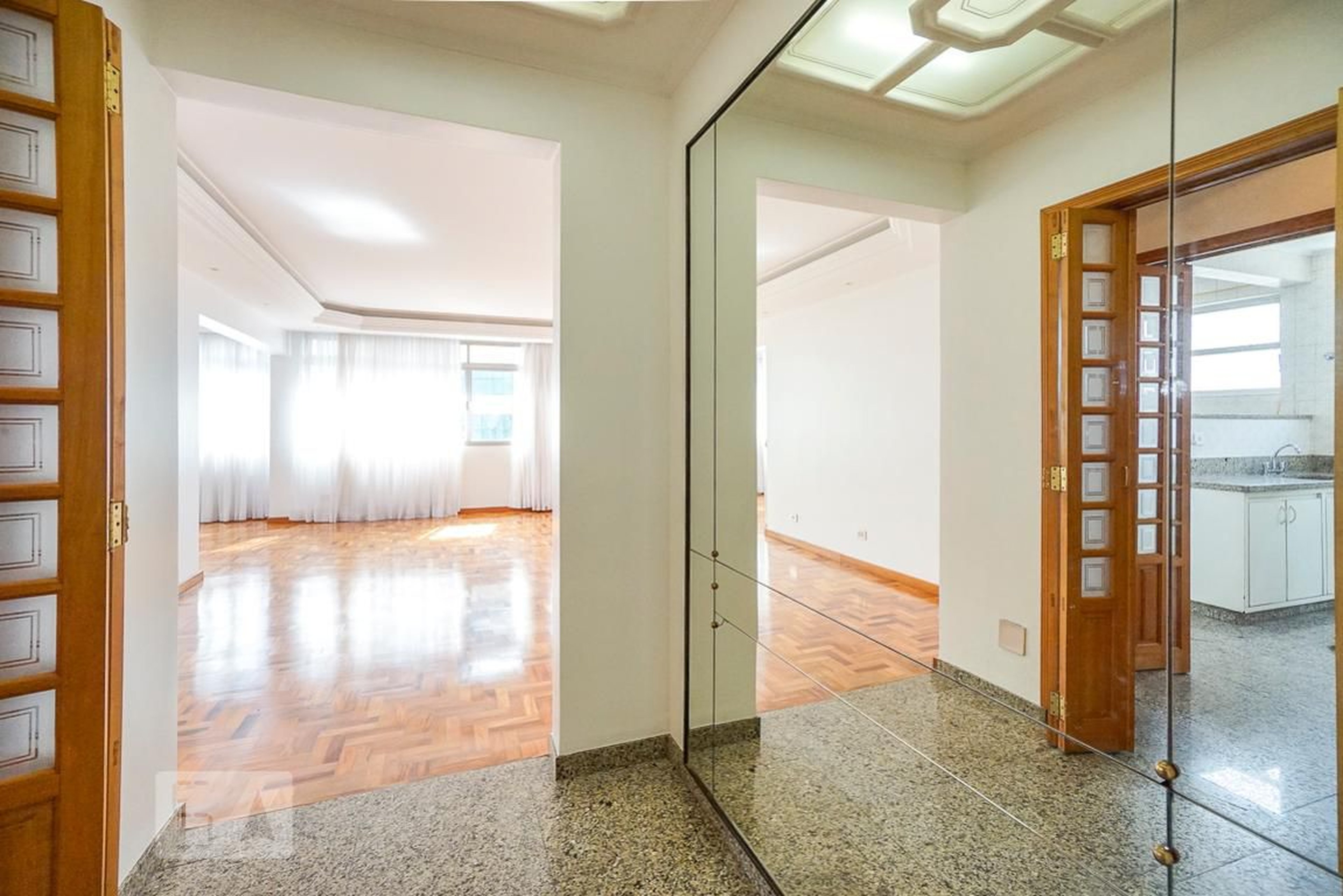 Hall de entrada - Ouro Verde