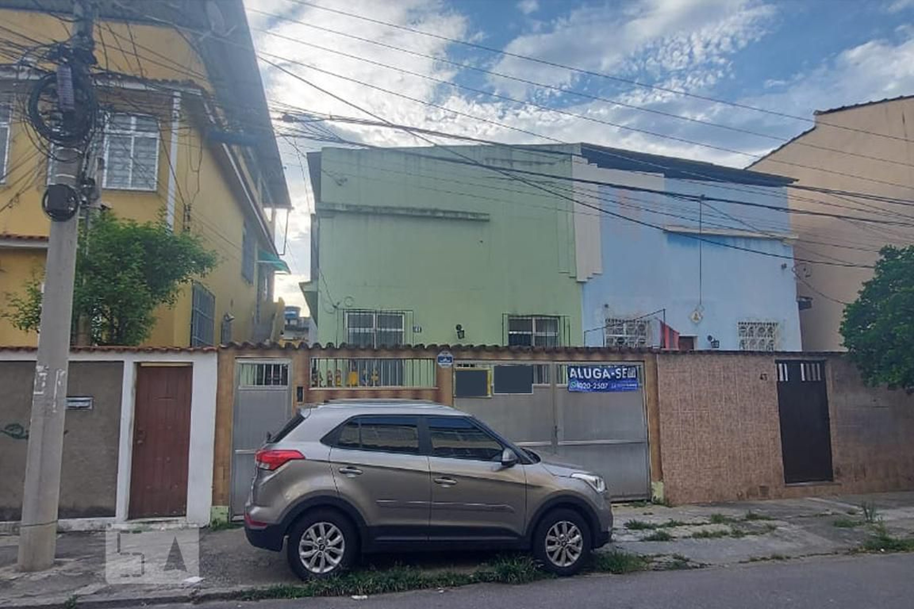 Fachada Condomínio em Rua Tavares Ferreira, 41