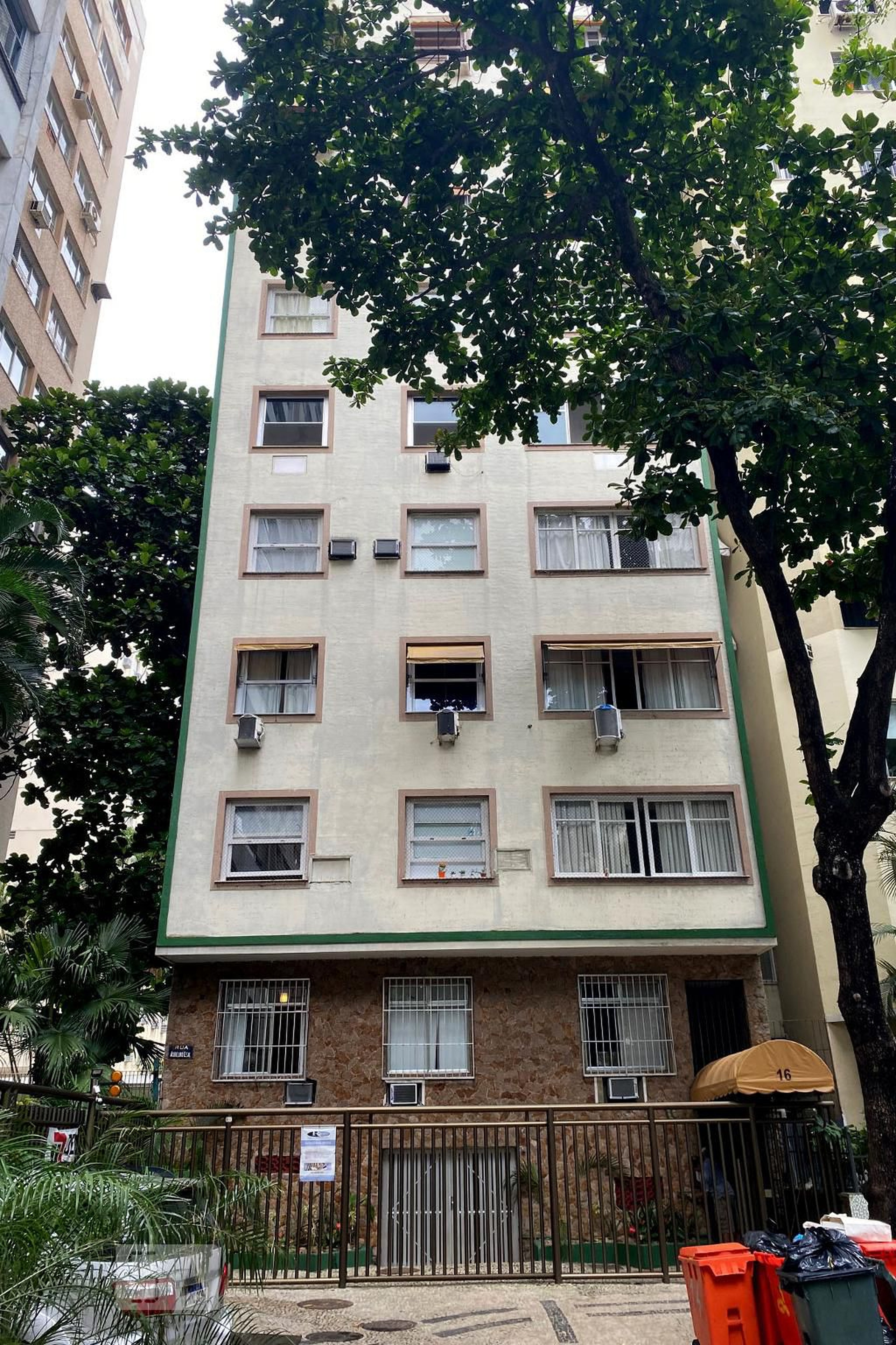 Fachada Condomínio Cáceres