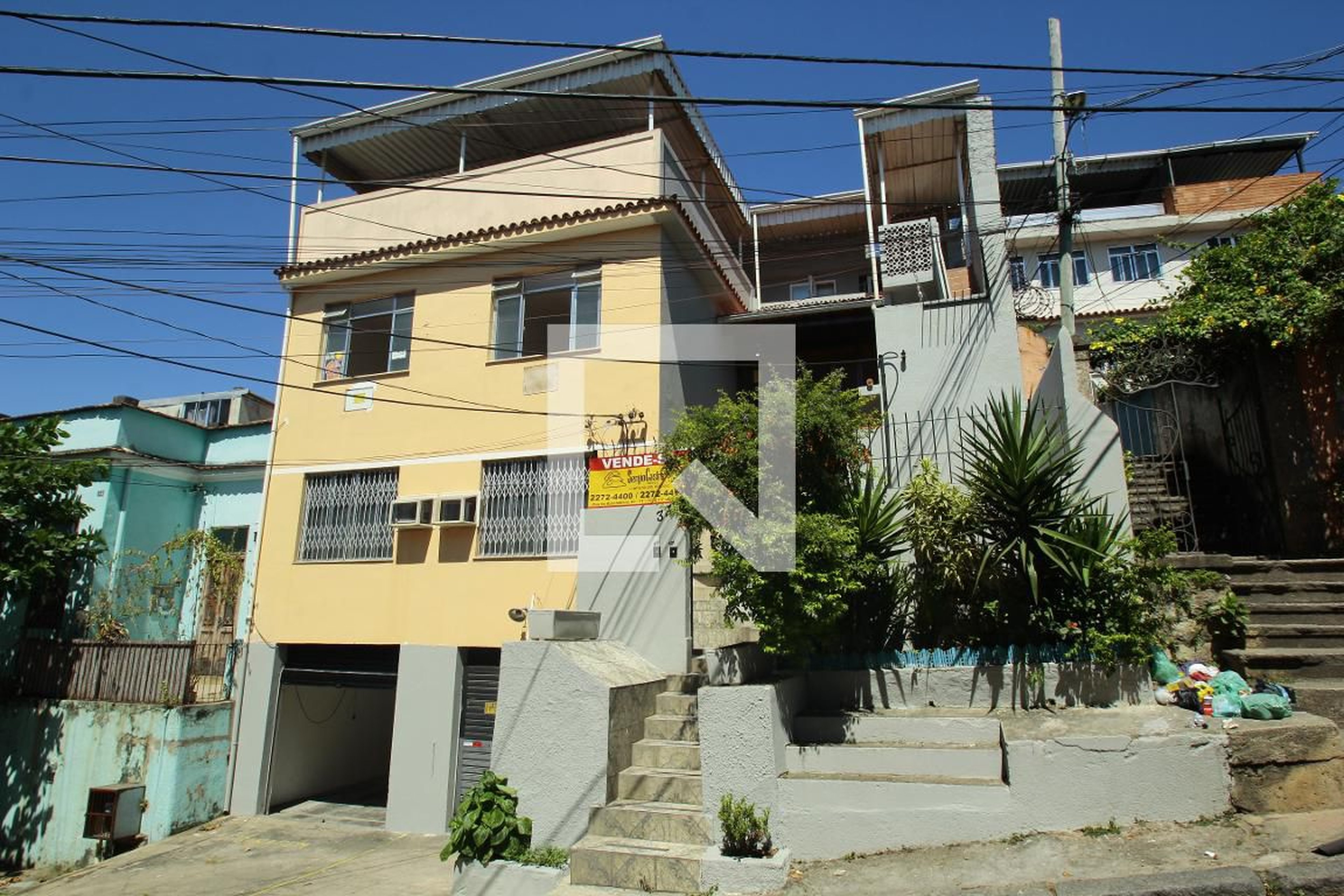 Fachada Condomínio em Ladeira Frei Orlando, 37