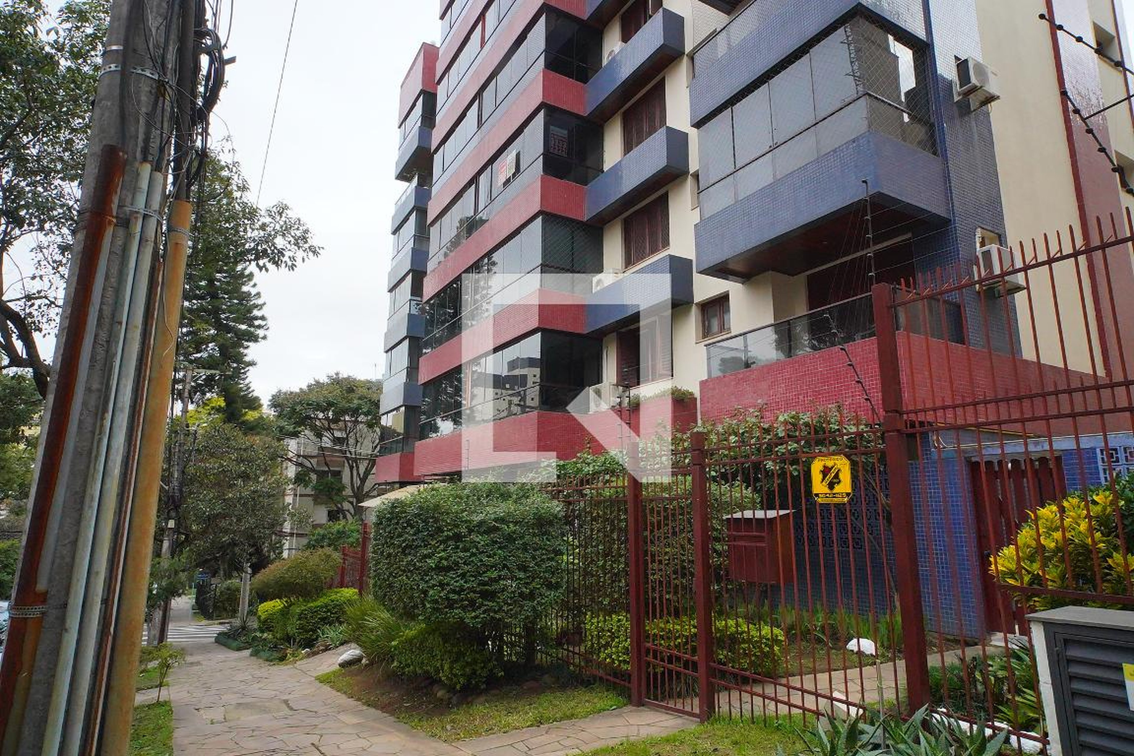 Fachada do Condomínio Edifício Rosendorf