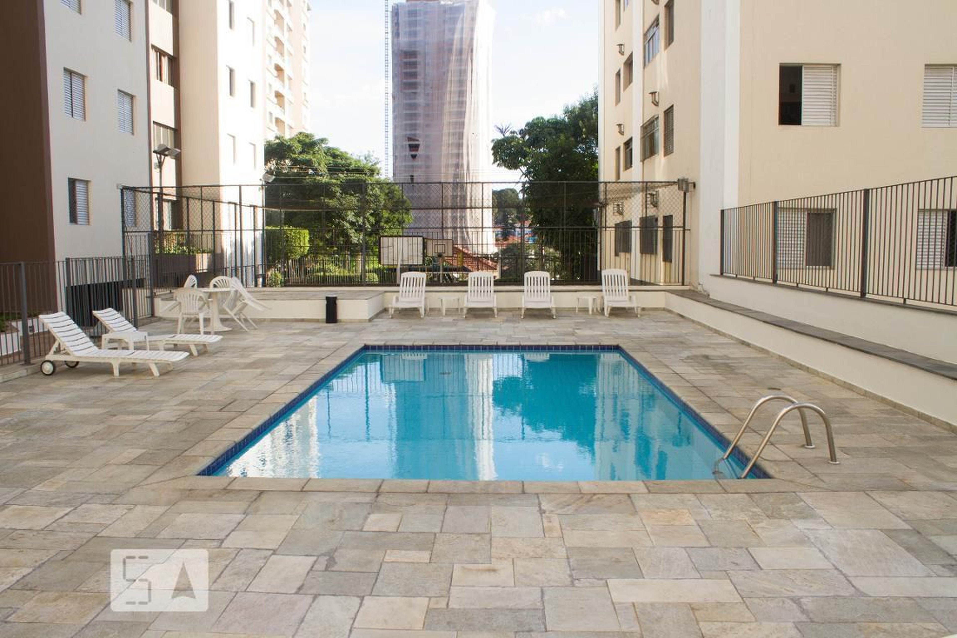 Piscina - Edifício Saints Denis 1178