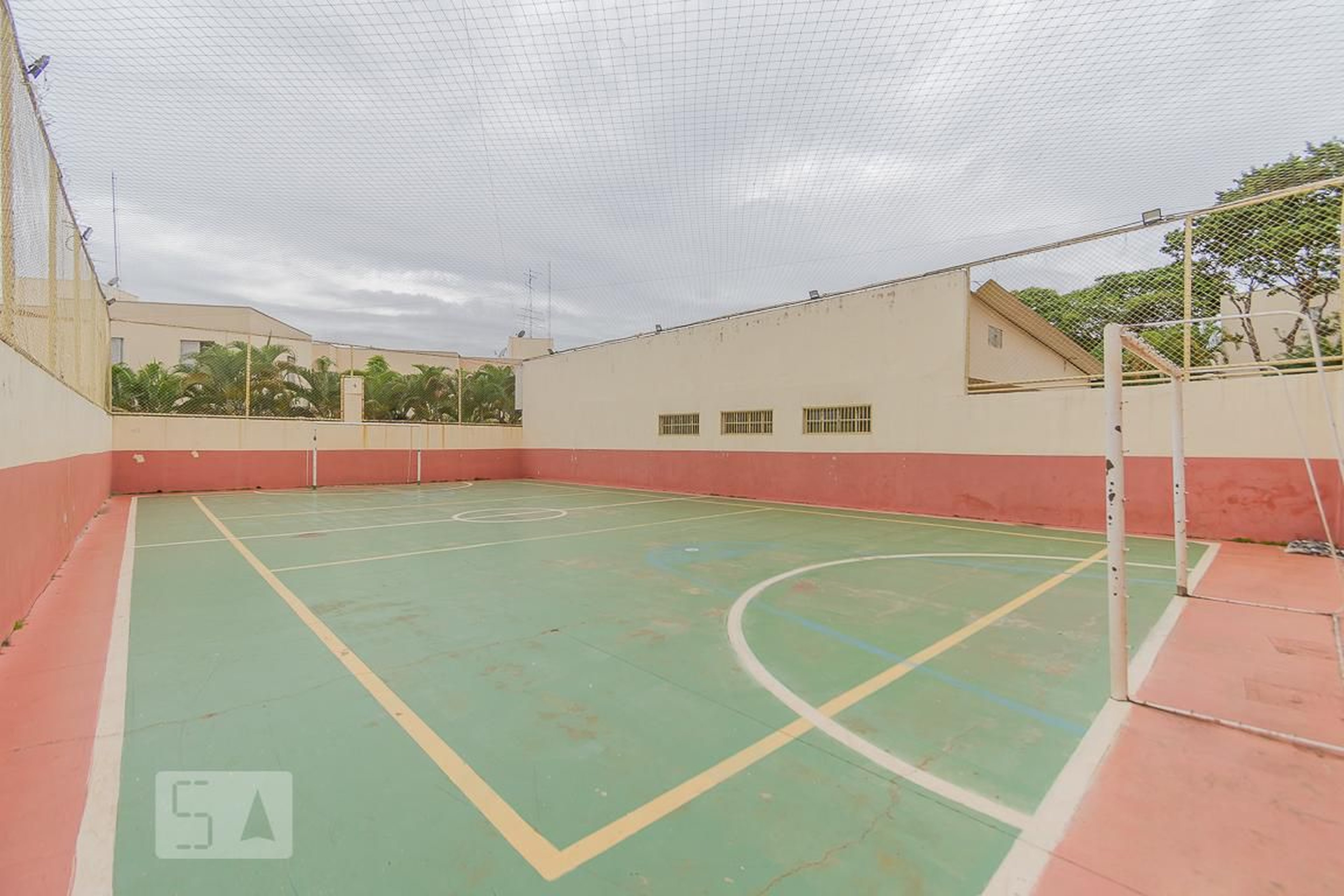 Quadra Esportiva - Raul Renato