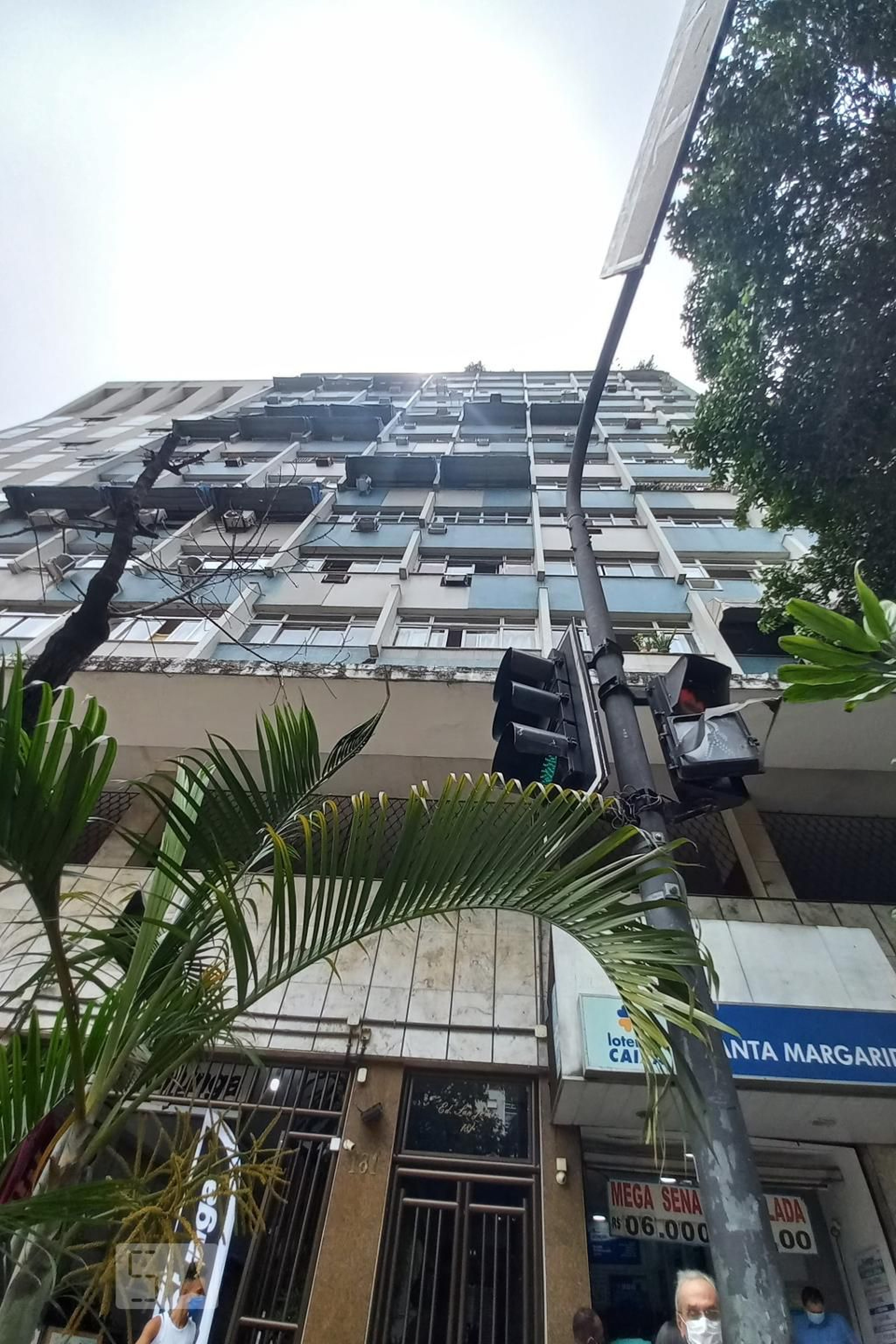 Fachada Condomínio em Avenida Nossa Senhora de Copacabana, 181