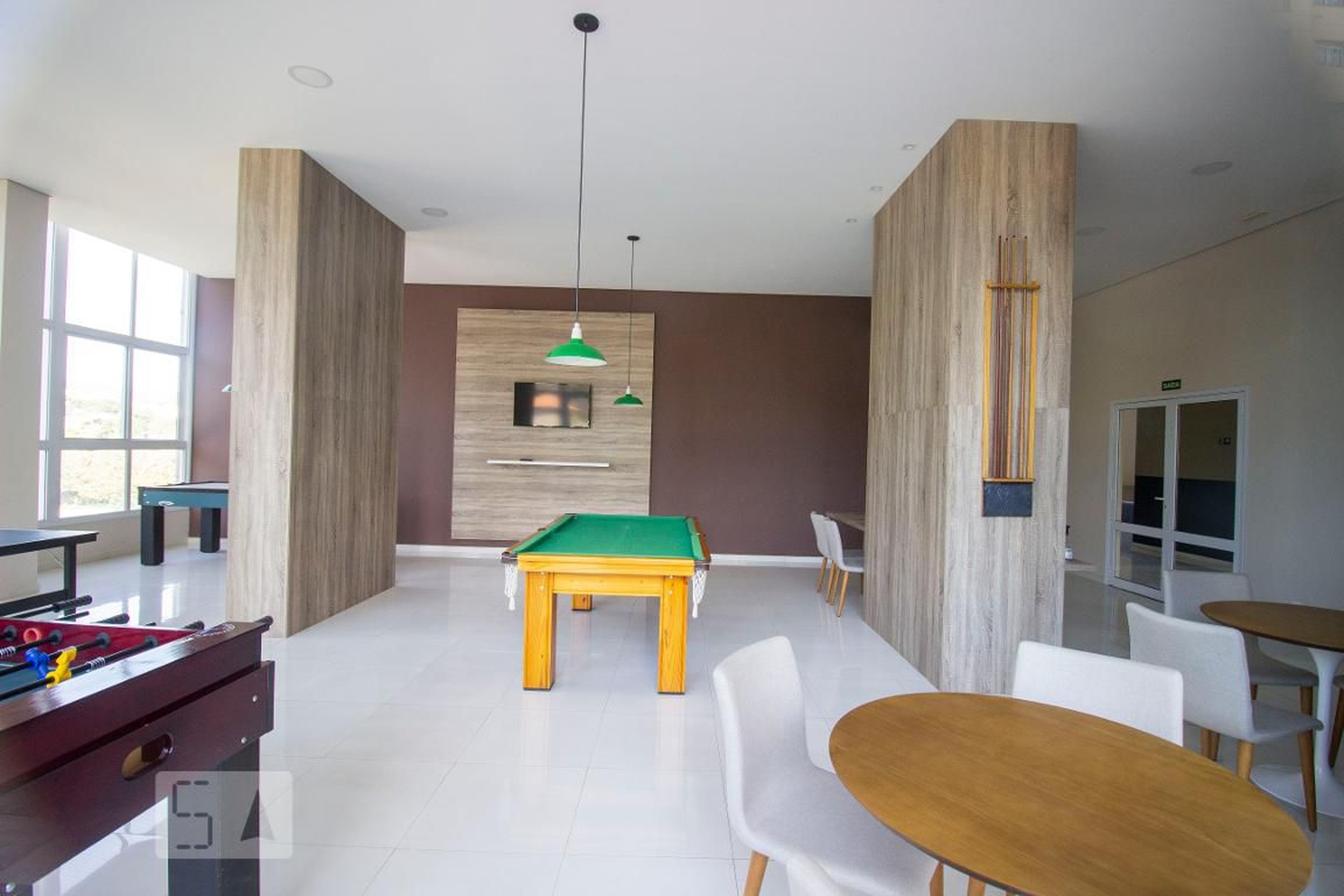 Salão de jogos - Botaniq  Club