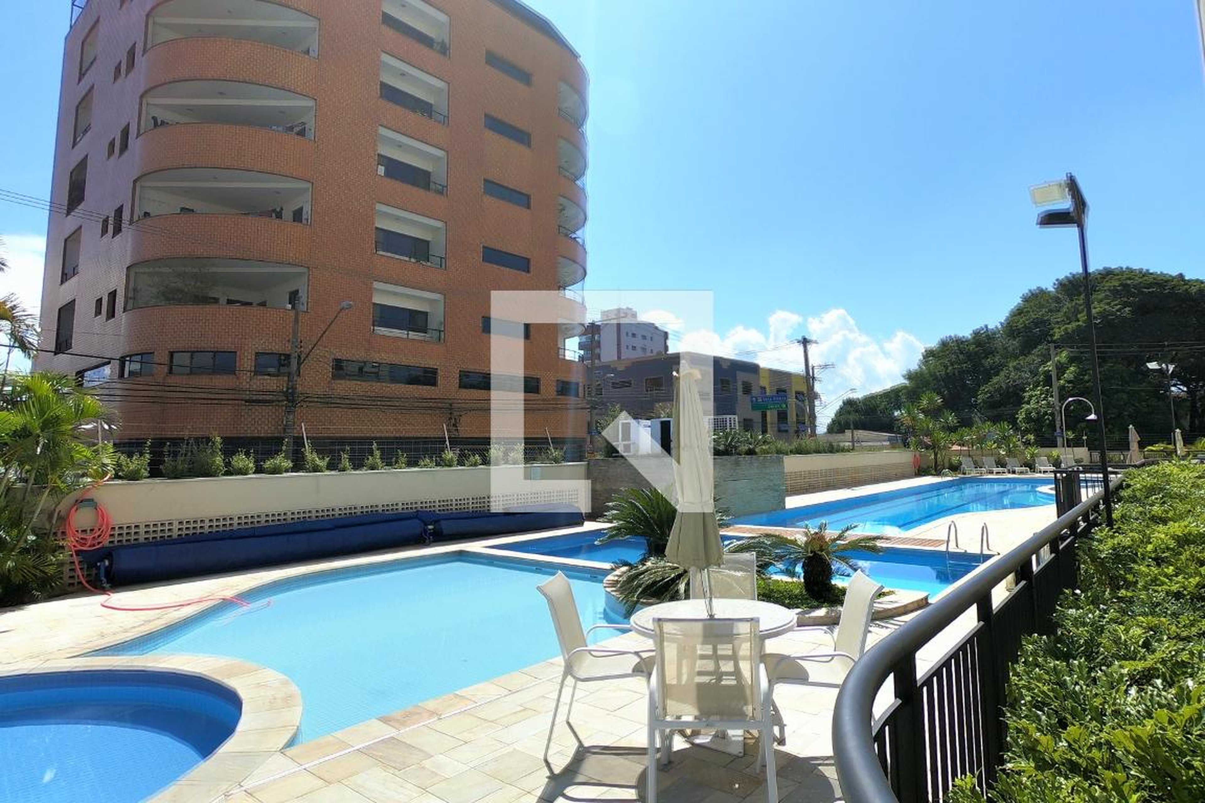 Piscina - Square