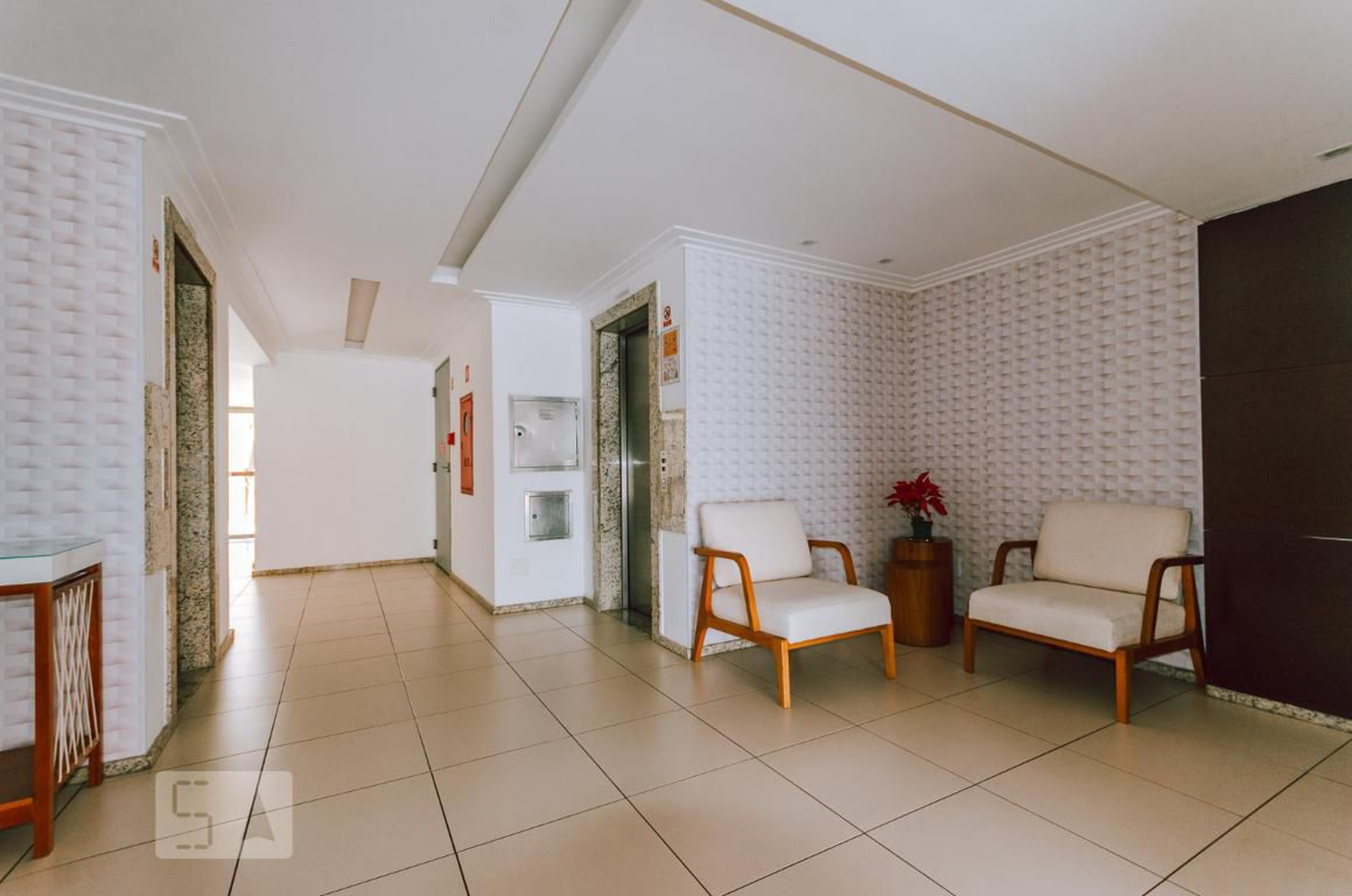 Hall de Entrada - Edifício Quintas do Acupe