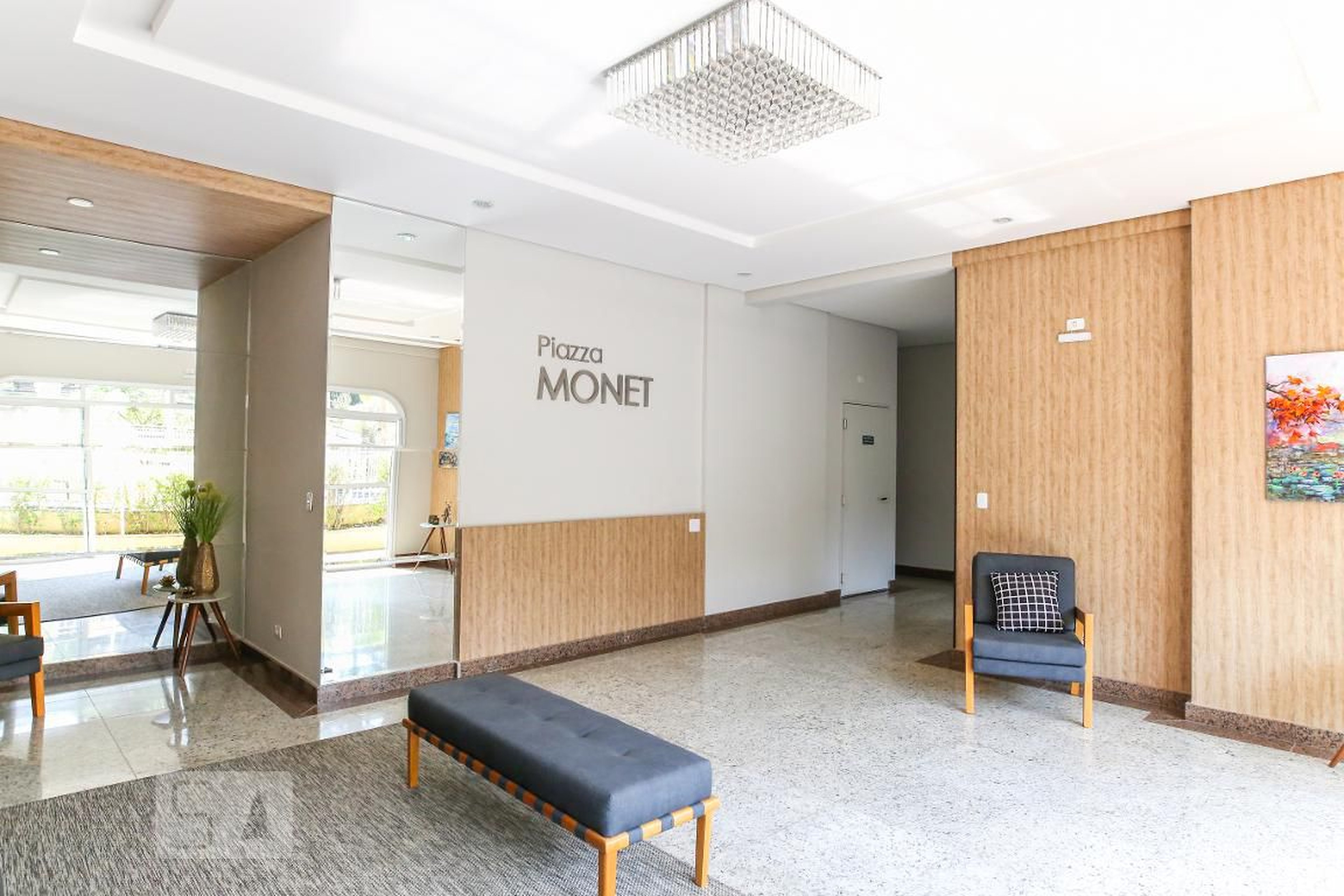 Hall de Entrada - Piazza Monet