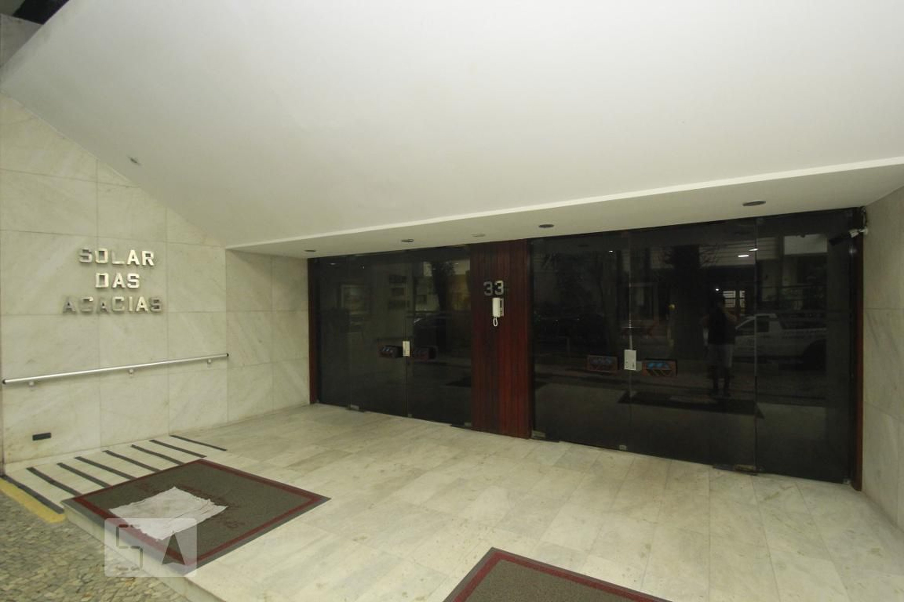 Entrada do Prédio - Edifício Solar das Acácias