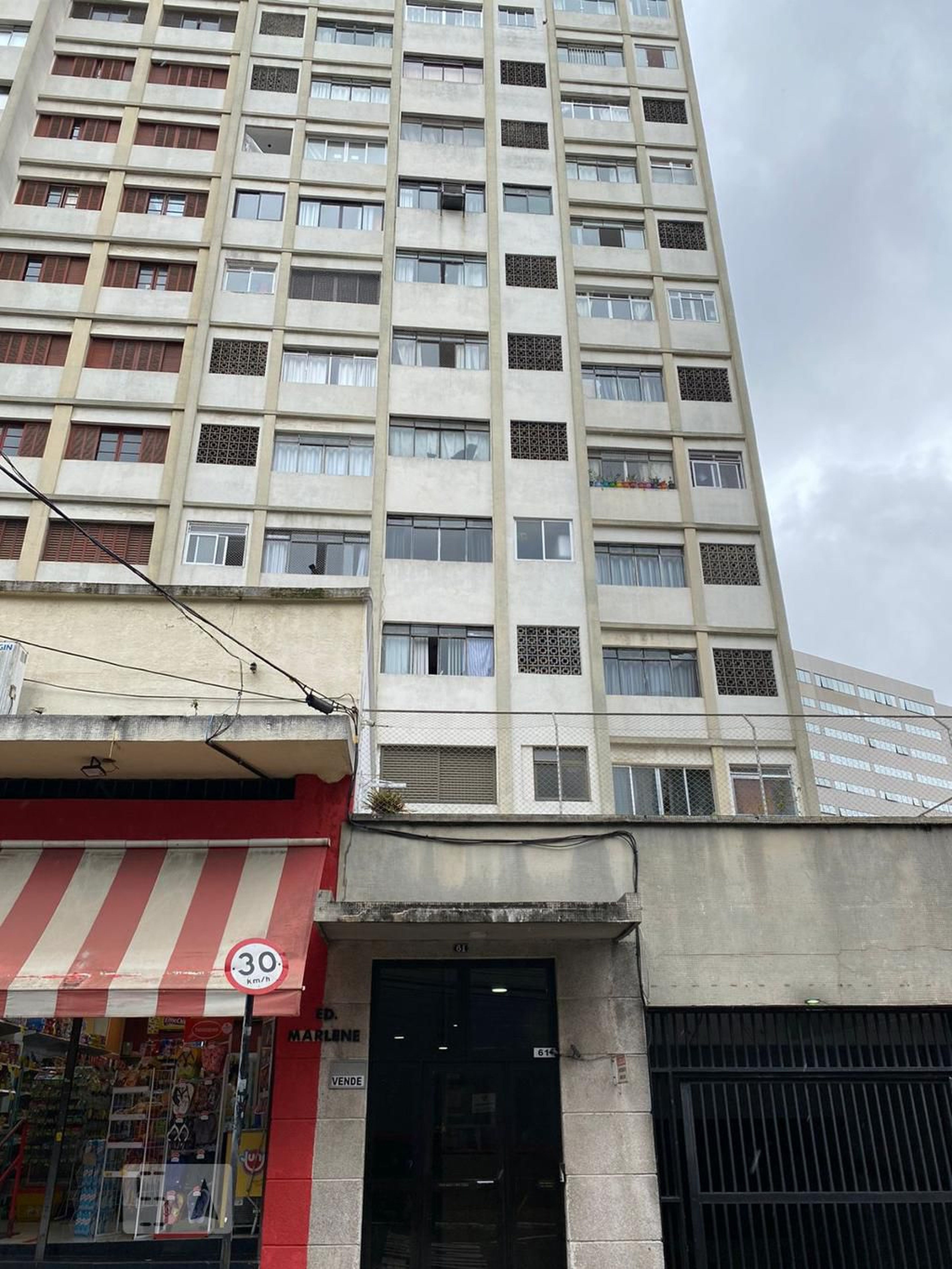 Fachada Condomínio em Rua Professor Antônio Prudente, 51