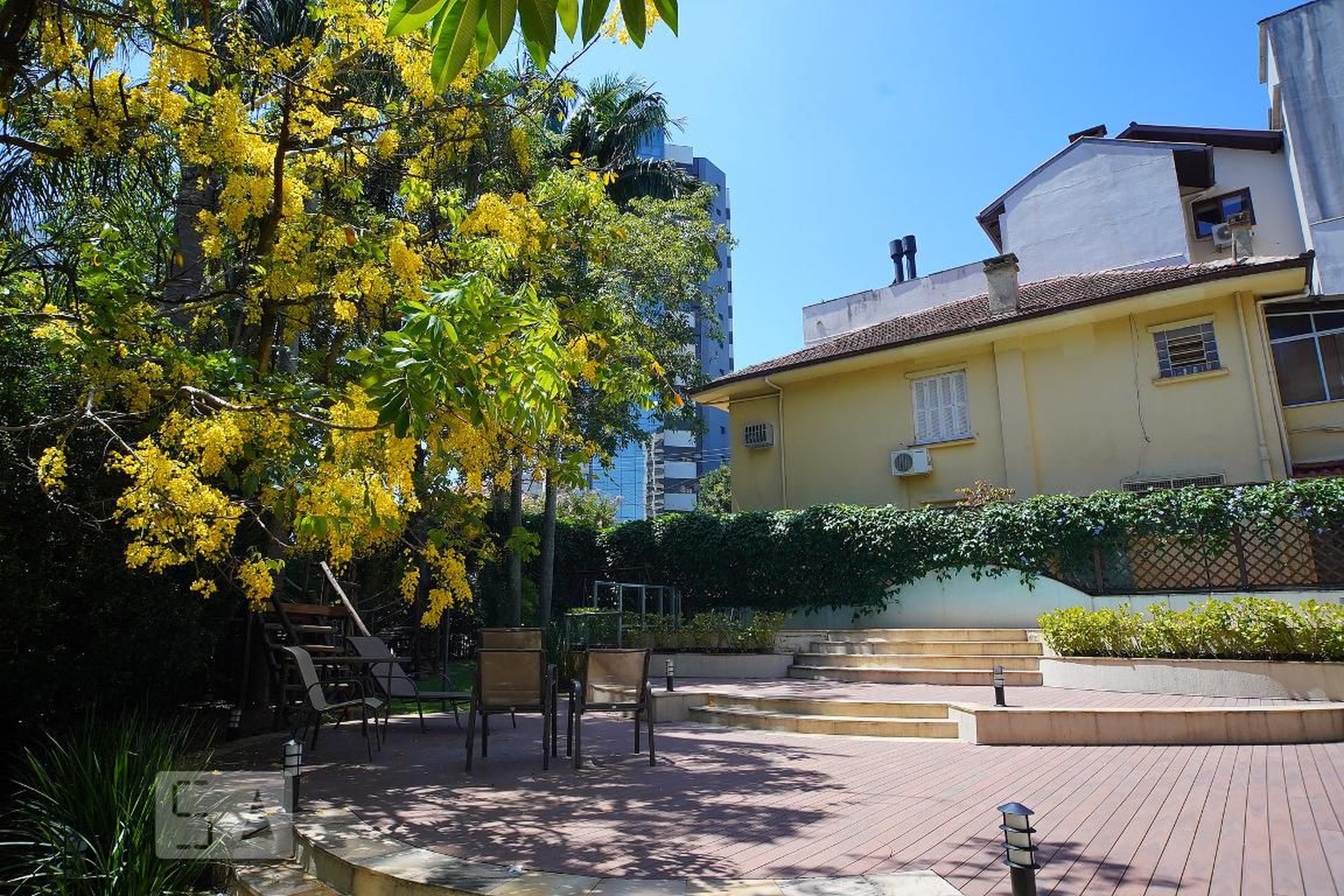 Area Comum Condomínio em Avenida Encantado, 277