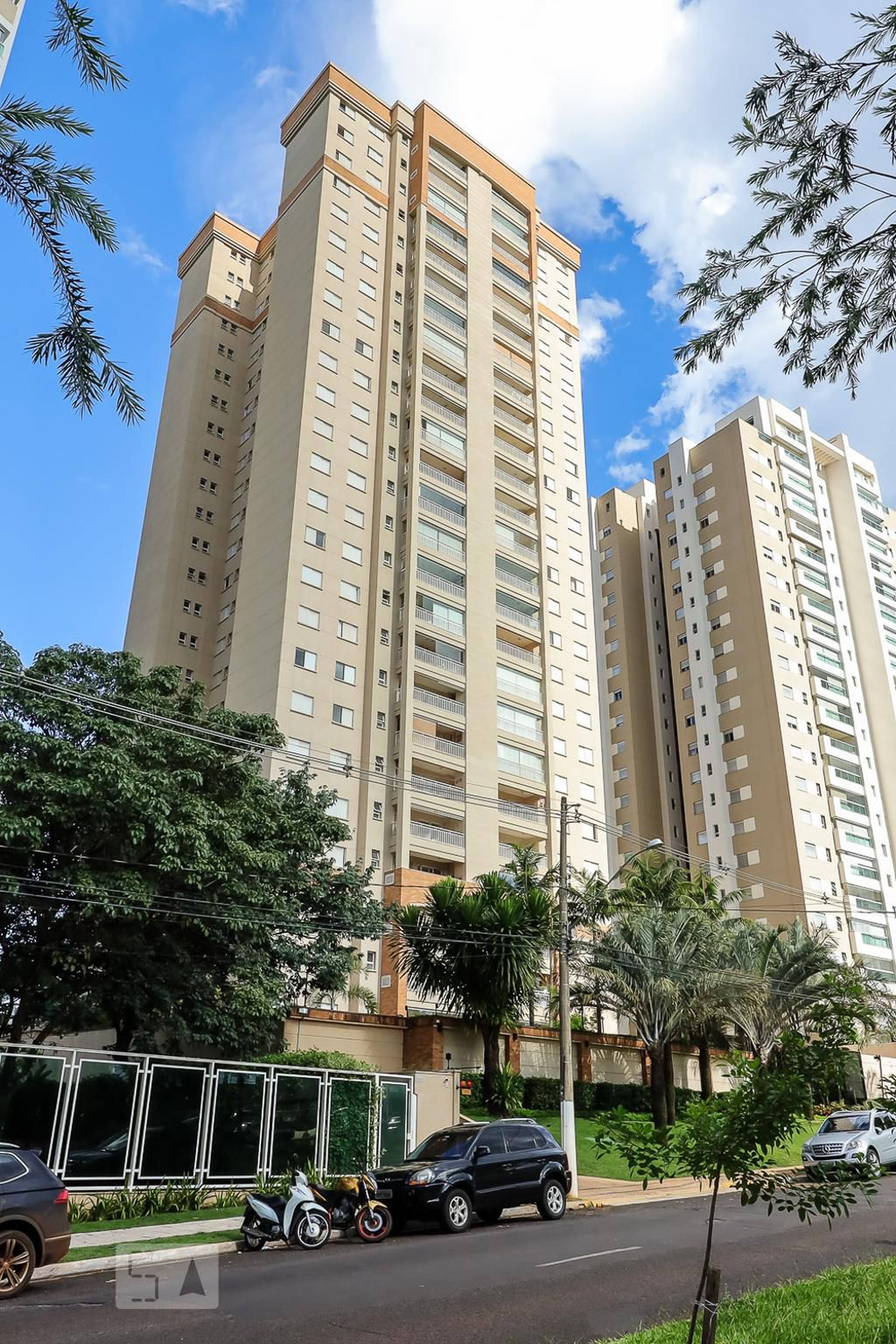 Fachada Condomínio Lessence