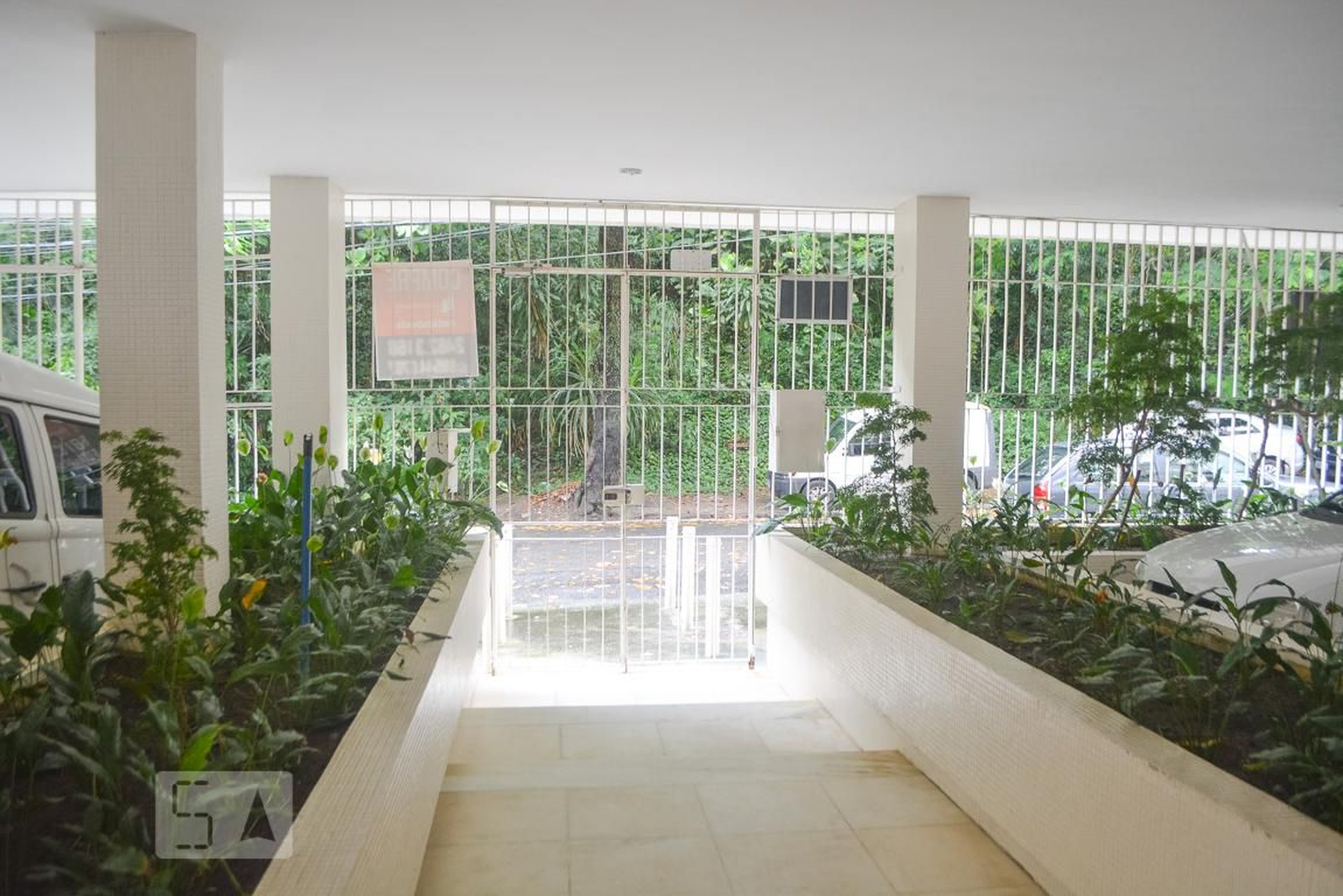 Entrada do prédio - Edifício Stella