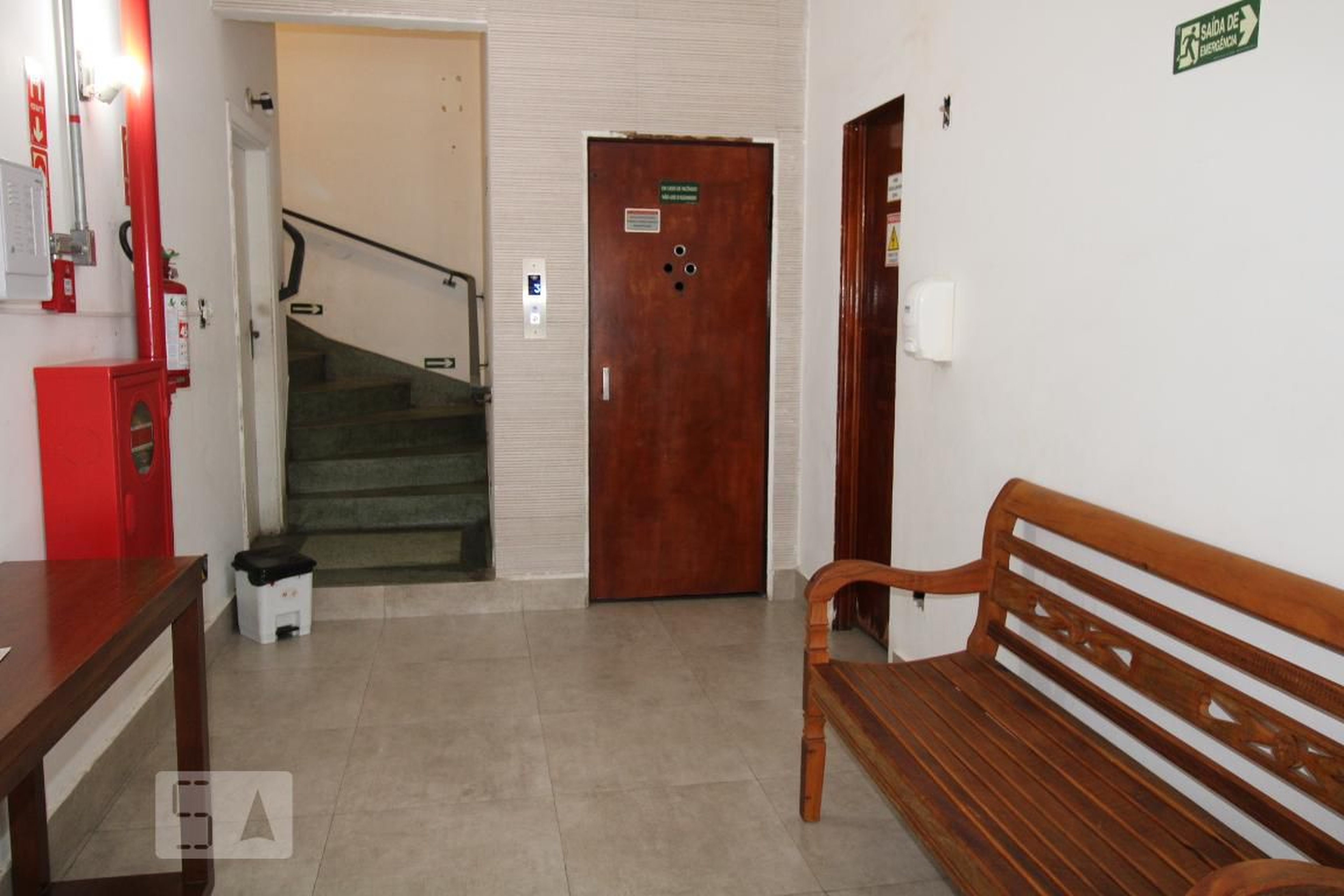 Hall de Entrada - Felix da Cunha