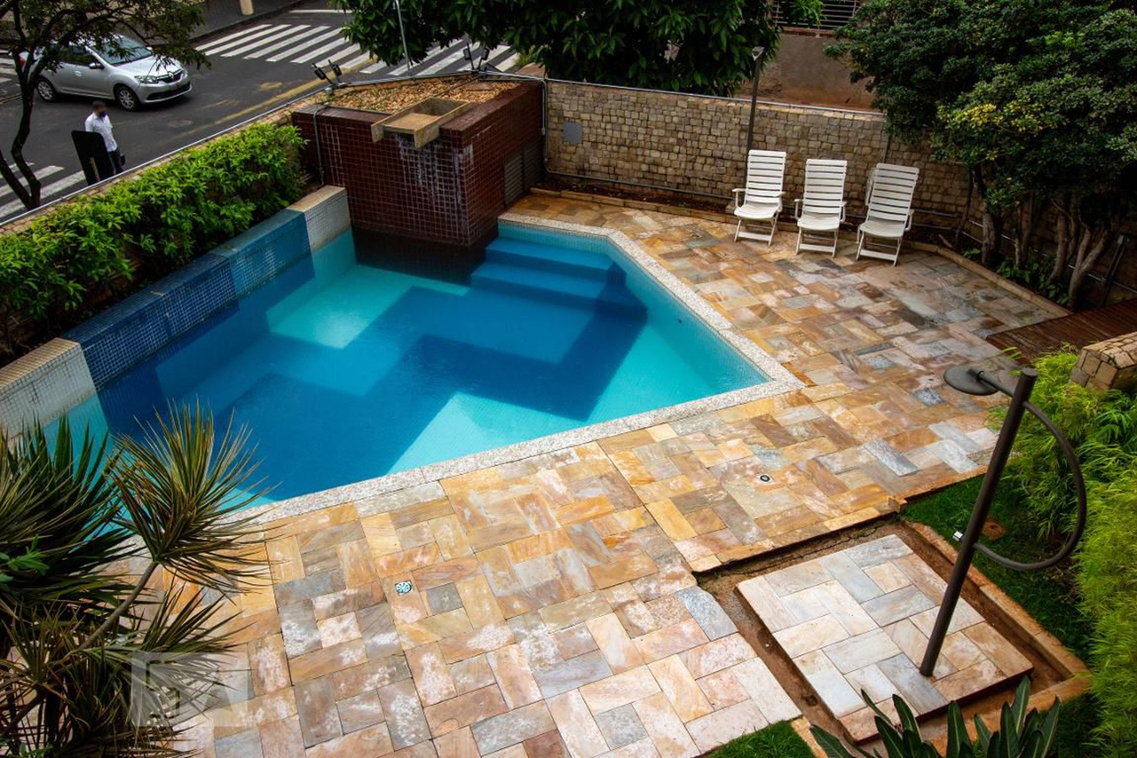 Piscina Condomínio em Rua Bernardo Cupertino, 487