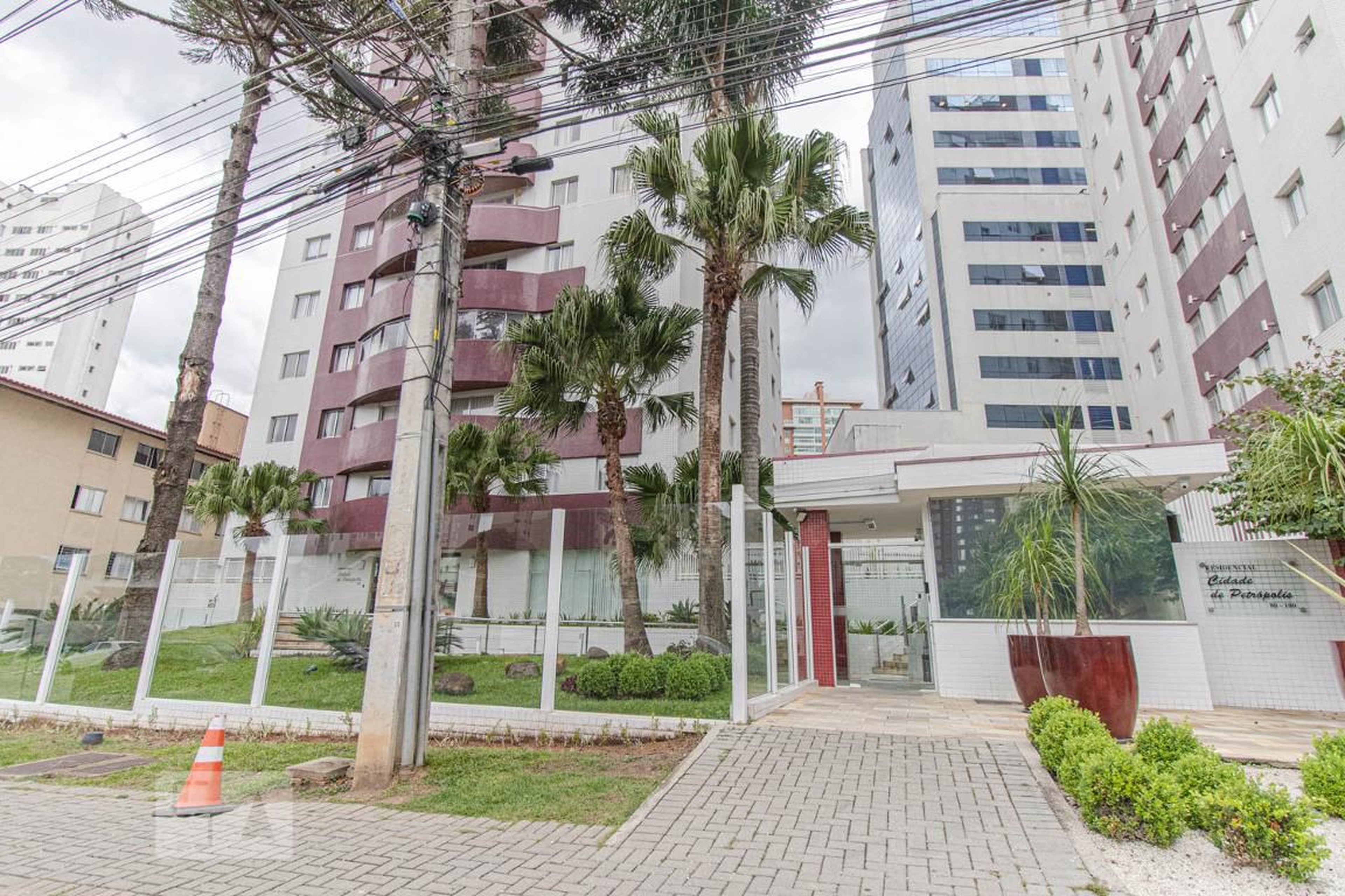 Fachada do Condomínio Condomínio Cidade de Petrópolis