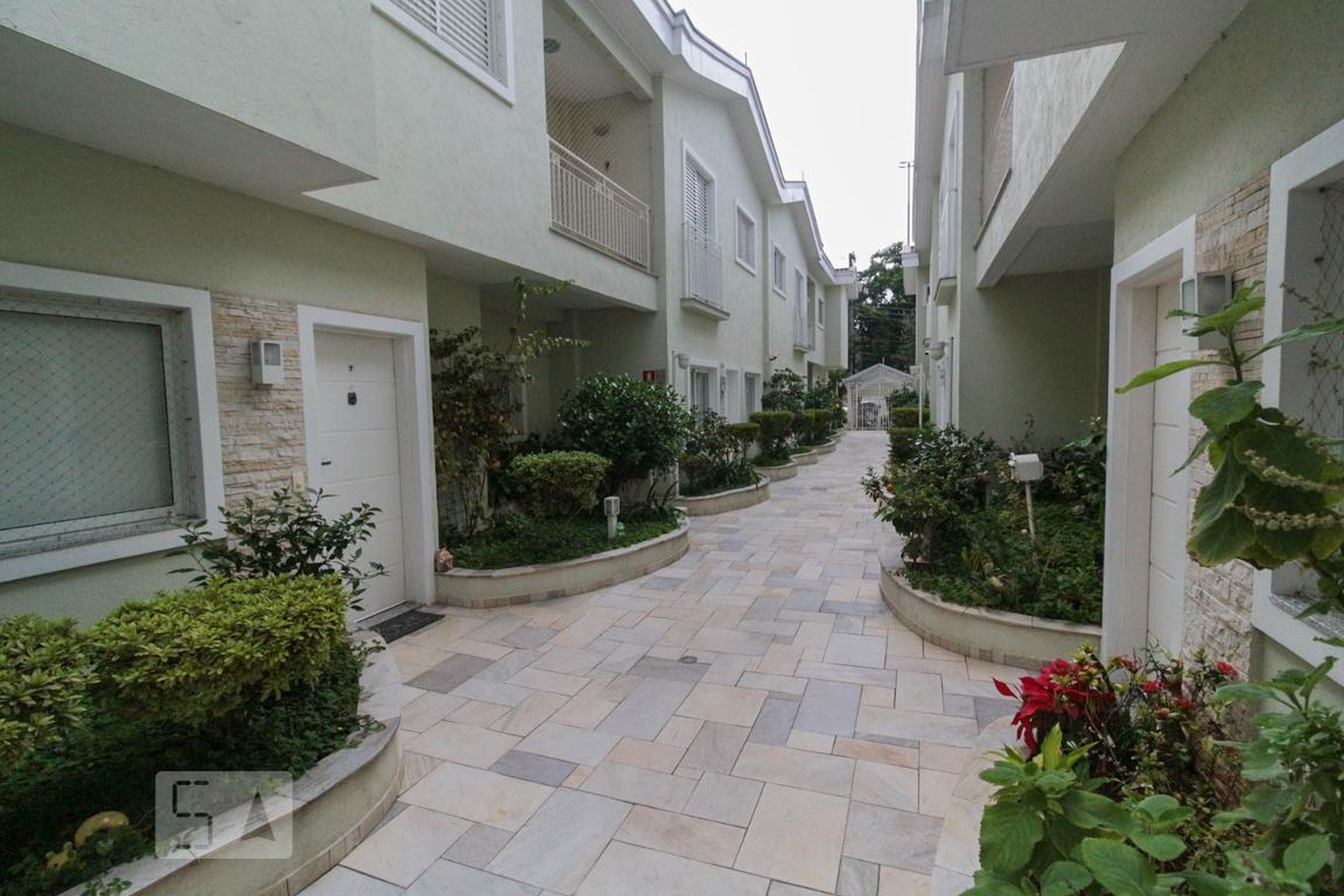 Condomínio - Residencial Vermont