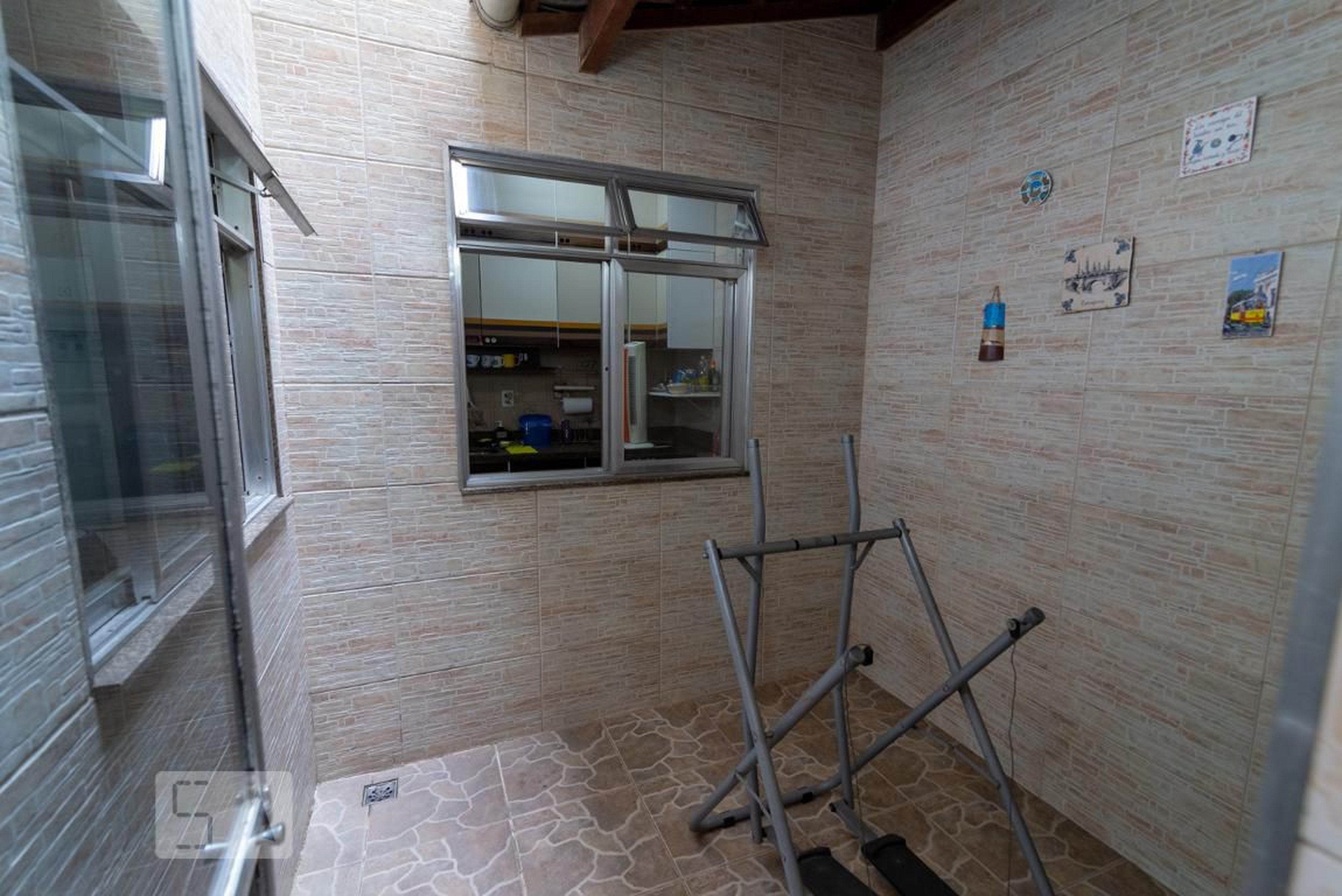 Área Externa - Torres Homem, 261