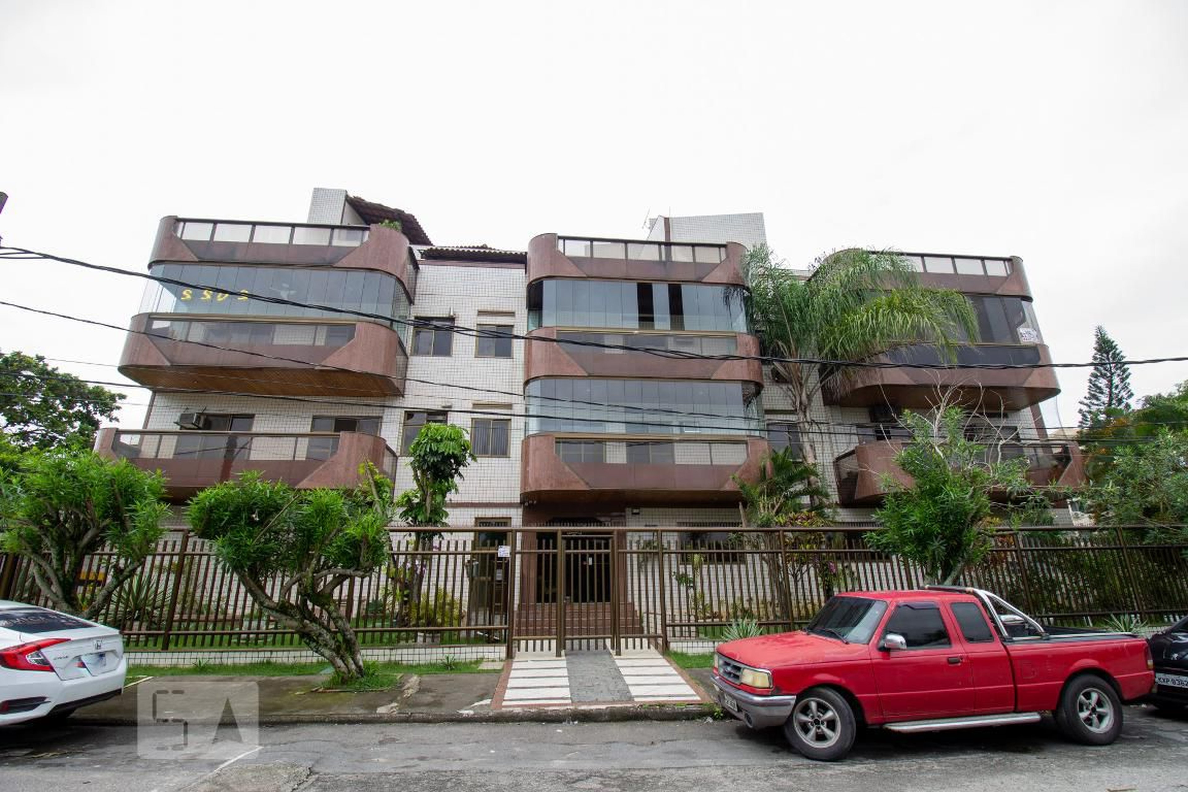 Fachada do Prédio Condomínio em Avenida Jarbas de Carvalho, 75