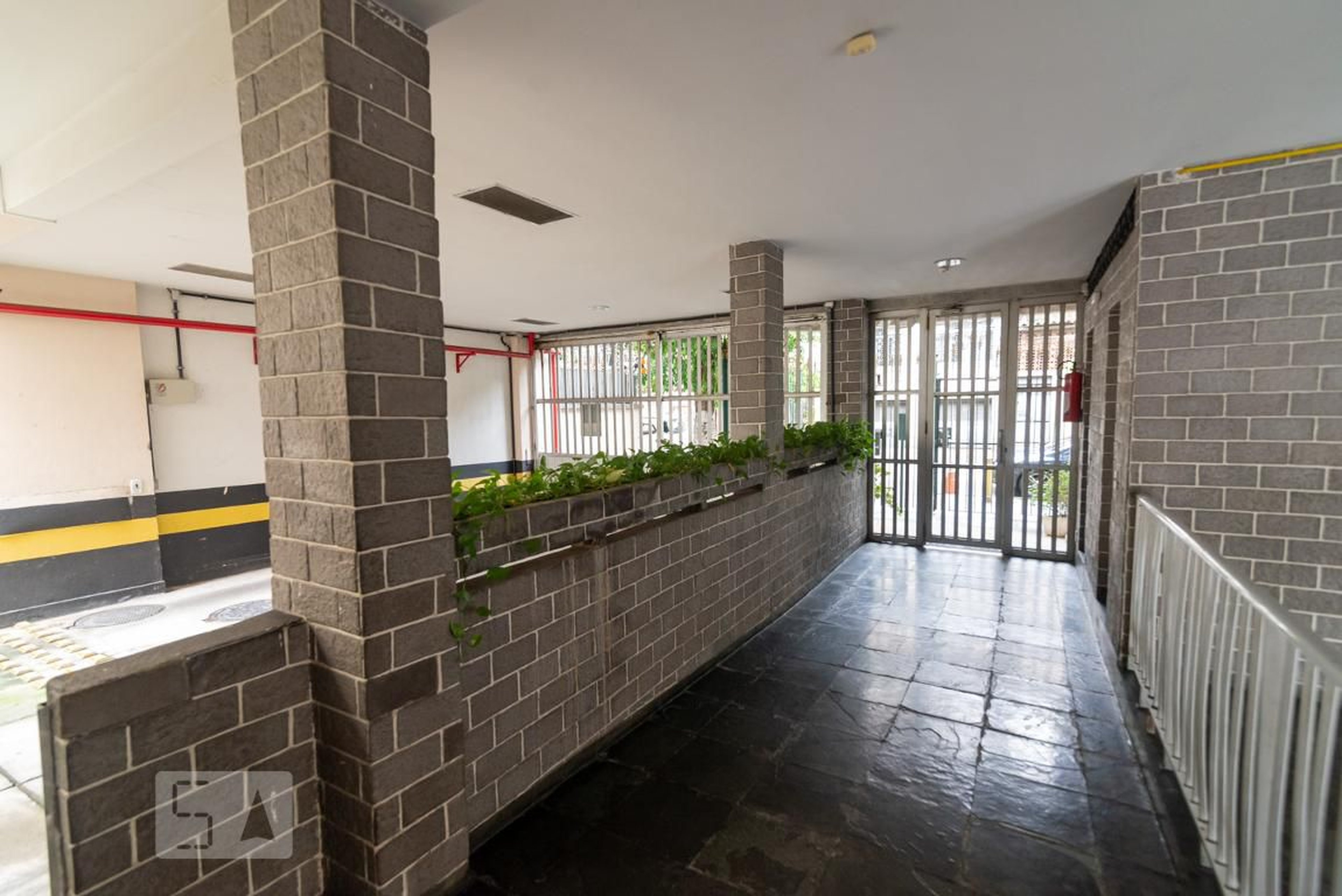 Hall de Entrada - Edifício Torres Homem