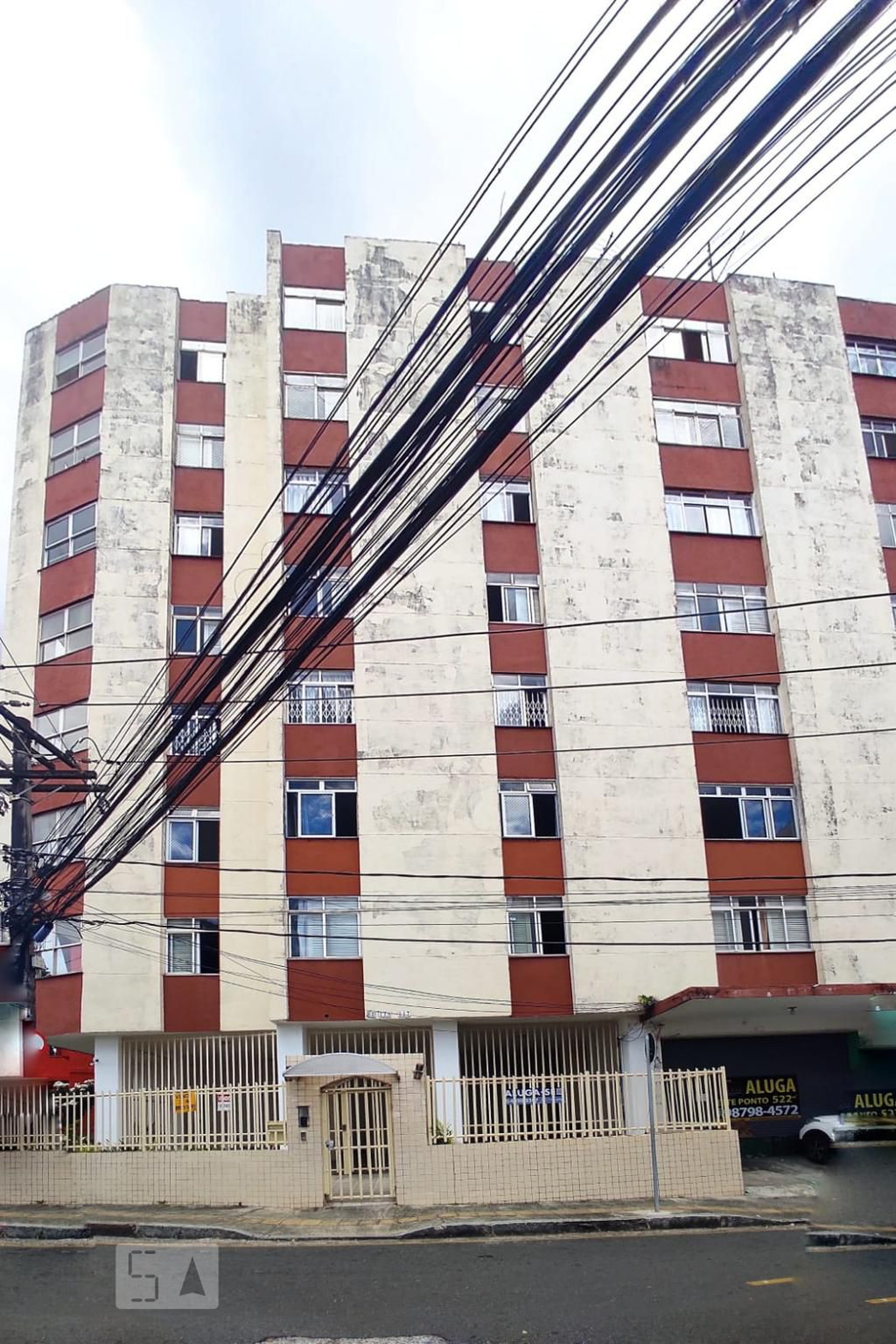 Fachada do Condomínio Condomínio em Rua Pedro Américo, 117